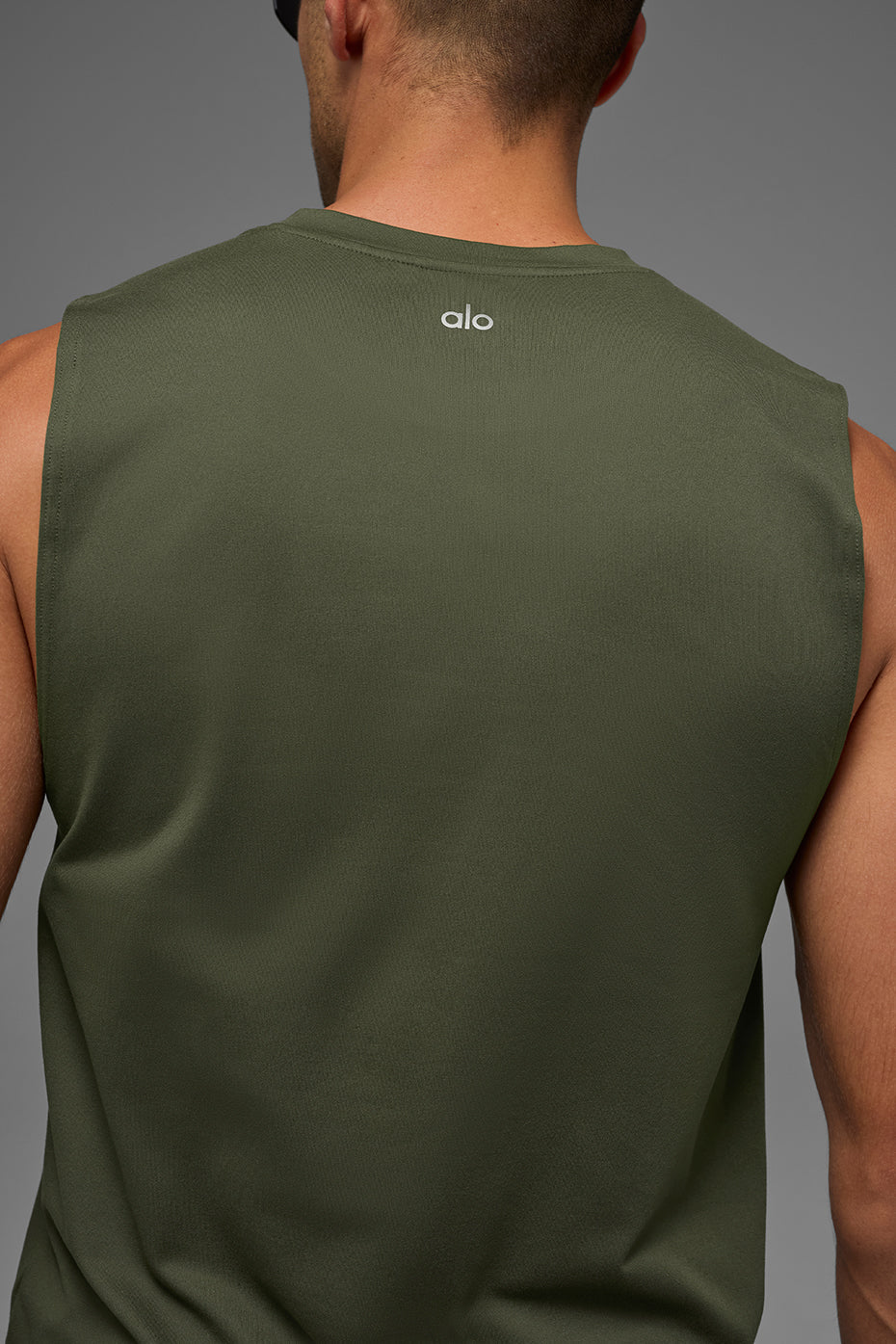 Alo Yoga Conquer Muscle Tank - Green Olive