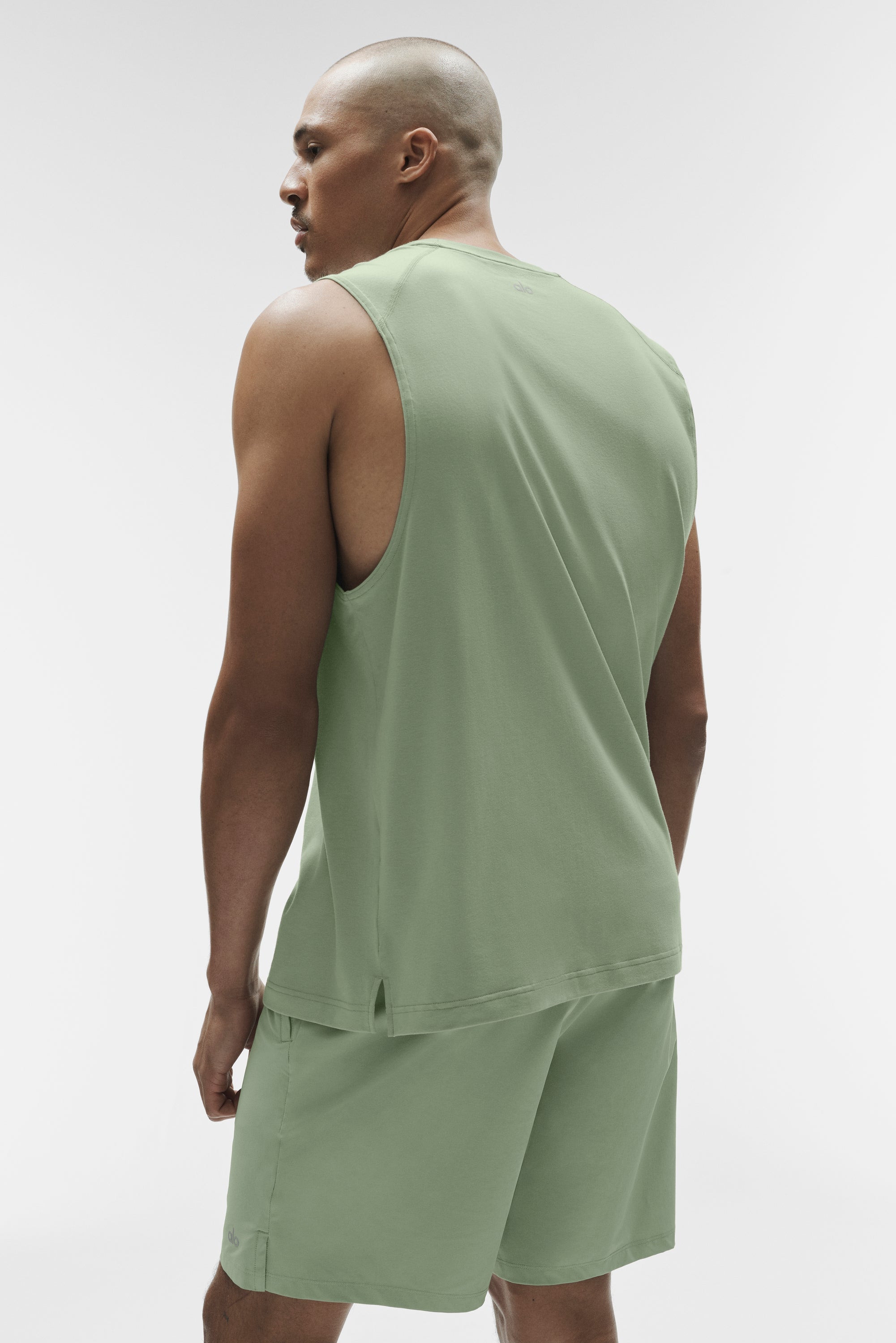Alo Yoga ALO Vapor Muscle Tank - Dune Grass