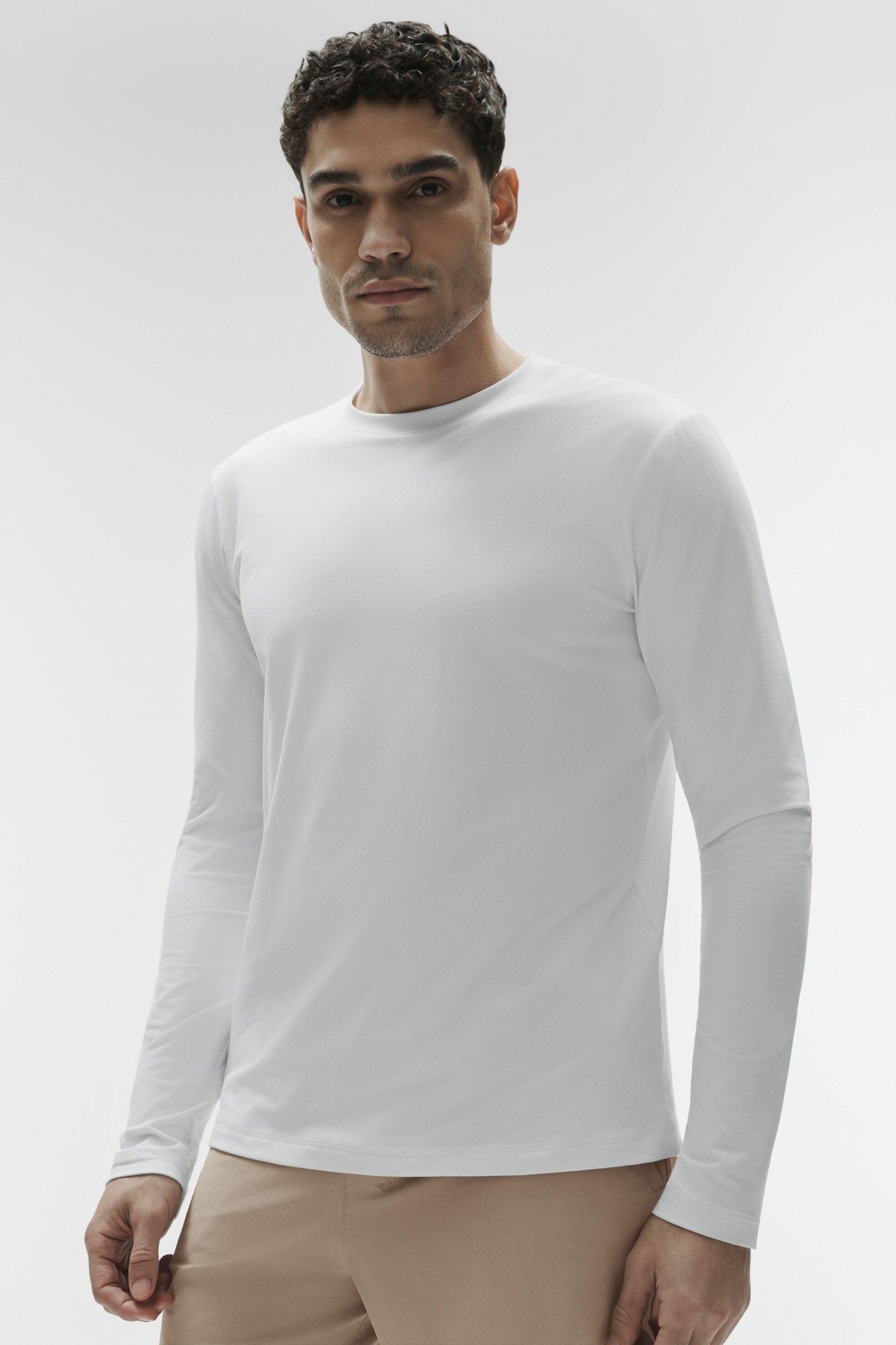Alo Yoga Conquer Reform Crewneck Long Sleeve - White