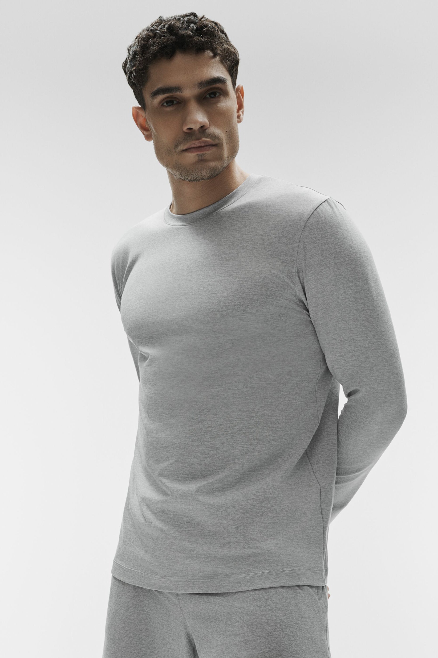 Alo Yoga Conquer Reform Crewneck Long Sleeve - Athletic Heather Grey