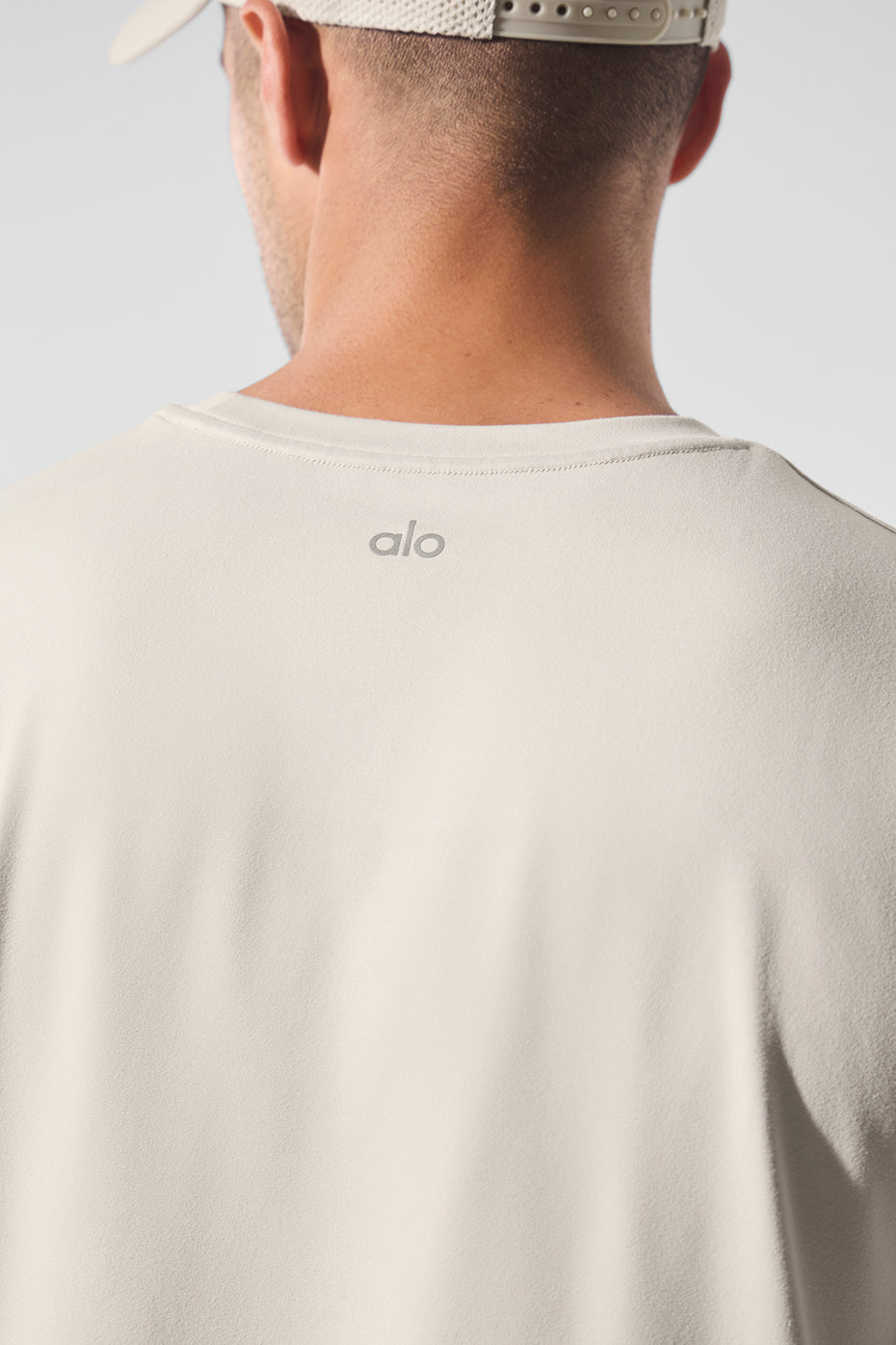 Alo Yoga Conquer Reform Crewneck Long Sleeve - Bone