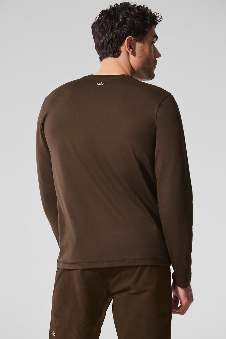 Alo Yoga Conquer Reform Crewneck Long Sleeve - Espresso