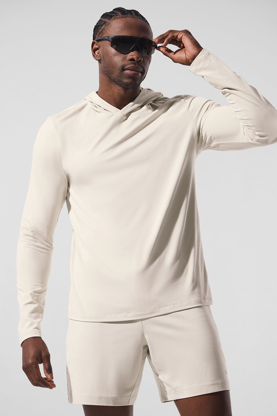 Alo Yoga Conquer Reform Long Sleeve With Hood - Bone