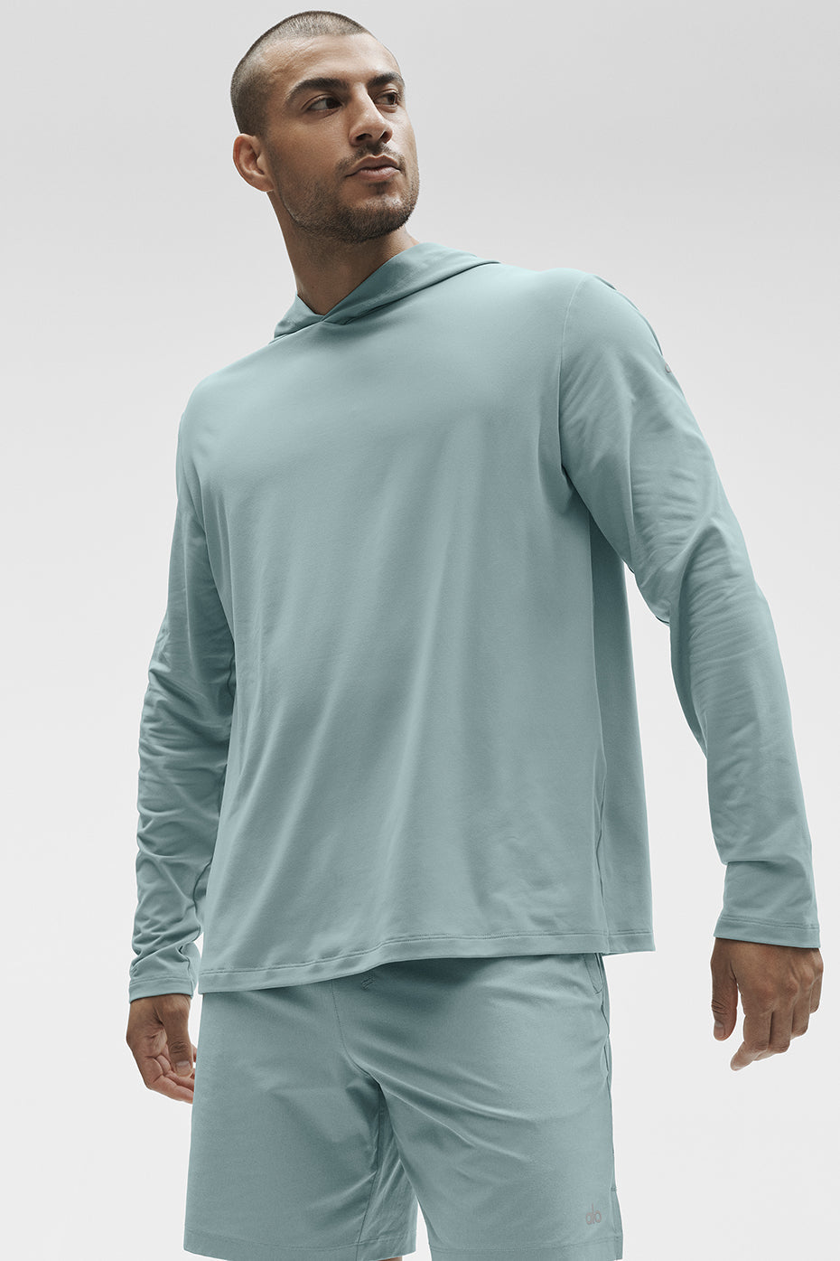 Alo Yoga Conquer Reform Long Sleeve With Hood - Desert Sage