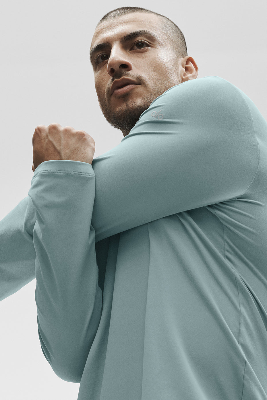 Alo Yoga Conquer Reform Long Sleeve With Hood - Desert Sage