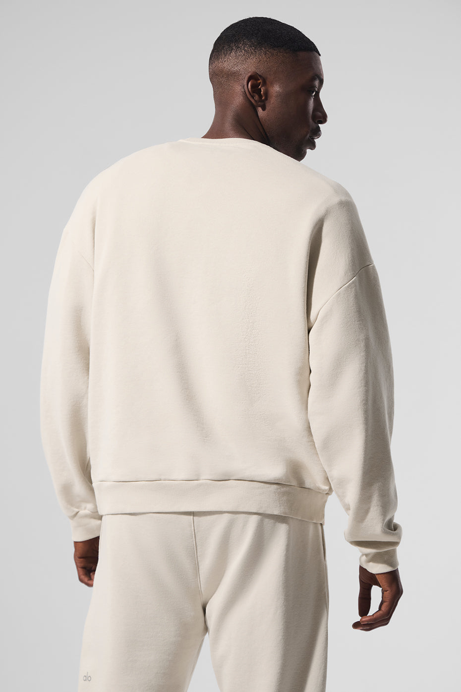 Alo Yoga Chill Crew Neck Pullover - Bone