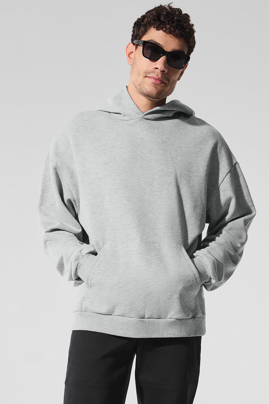 Alo Yoga Chill Hoodie - Athletic Heather Grey
