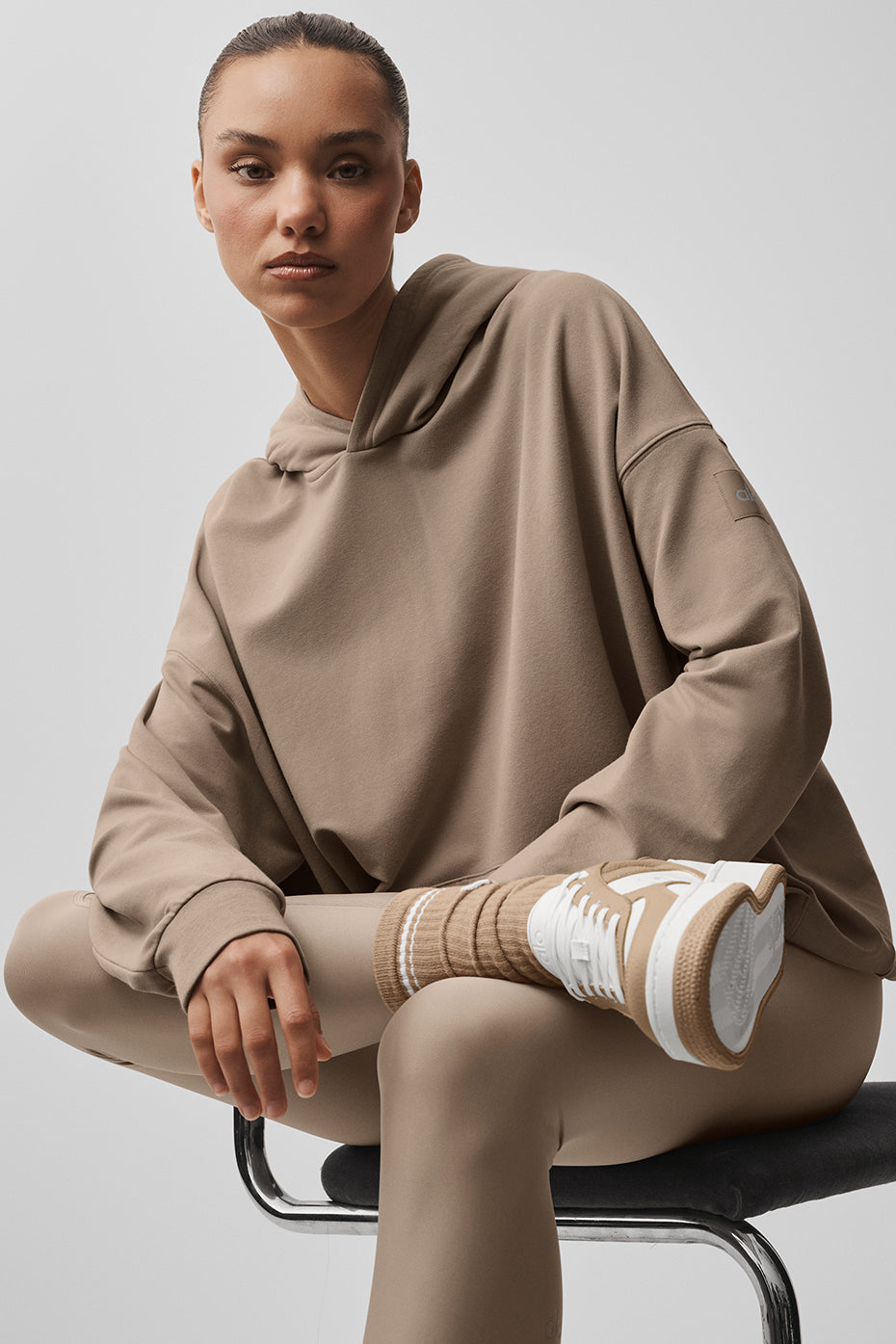 Alo Yoga Double Take Hoodie - Gravel