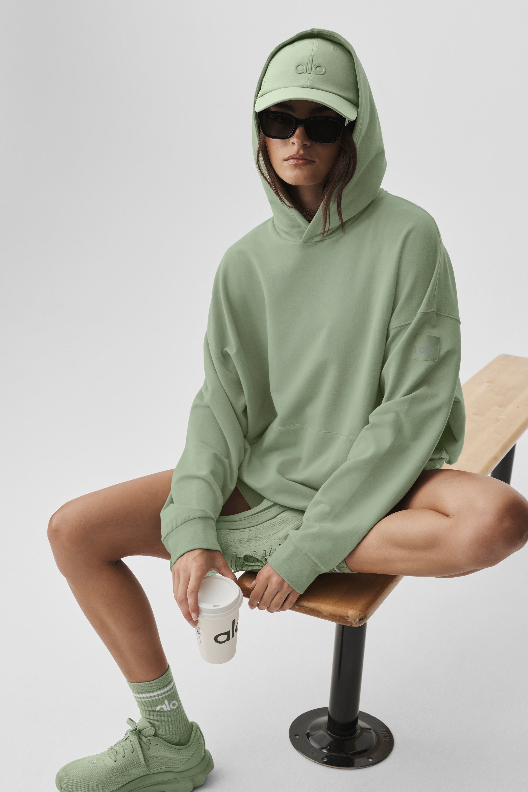 Alo Yoga Double Take Hoodie - Dune Grass