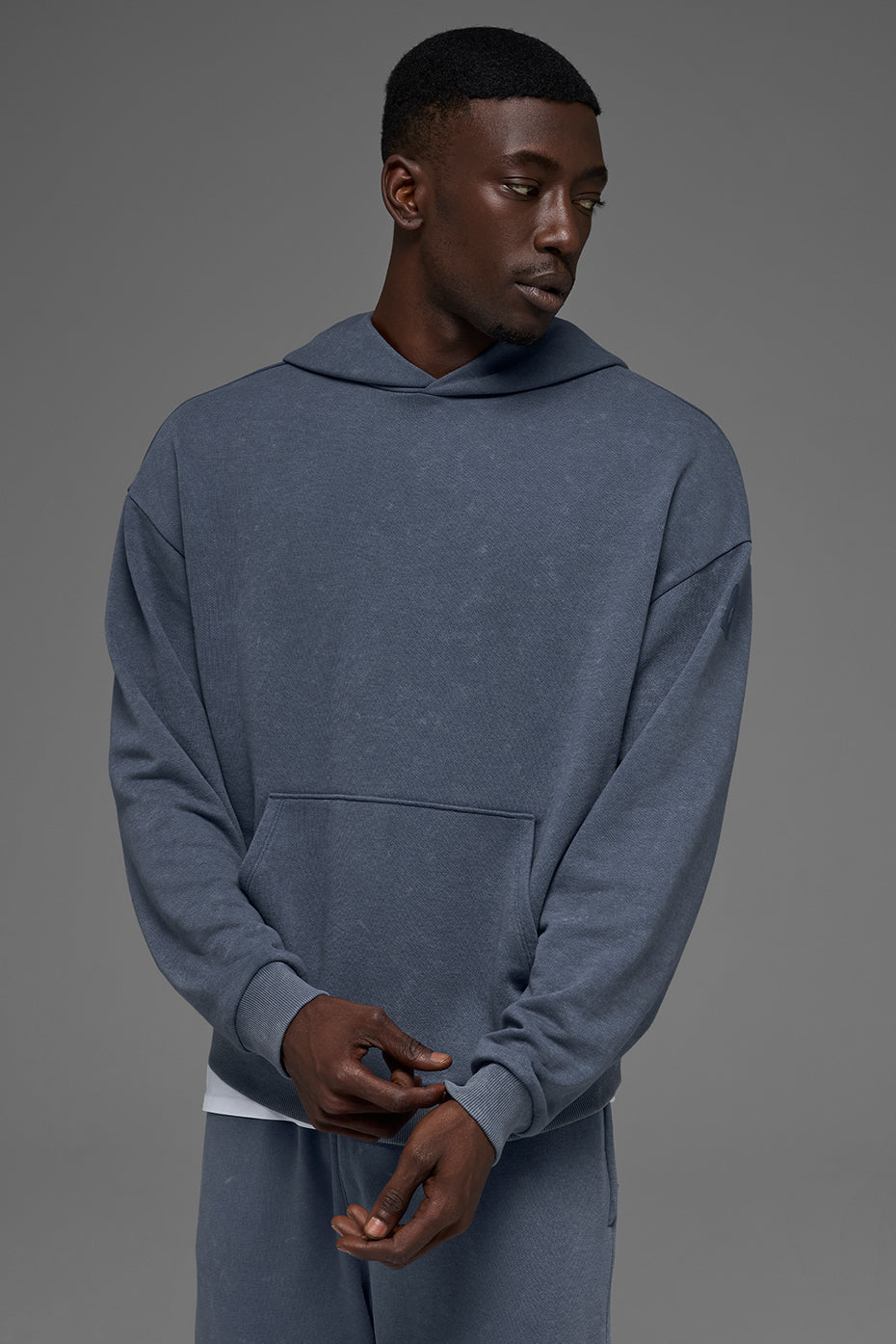 Alo Yoga Chill Vintage Wash Hoodie - Bluestone Wash