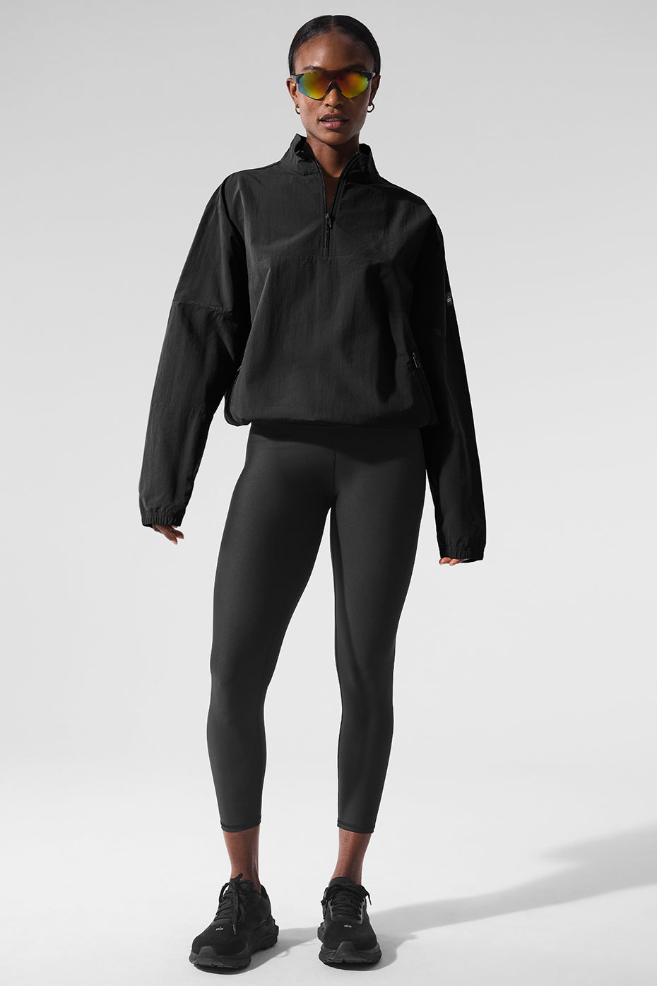Alo Yoga Light Weight Takeaway Track Pullover - Black