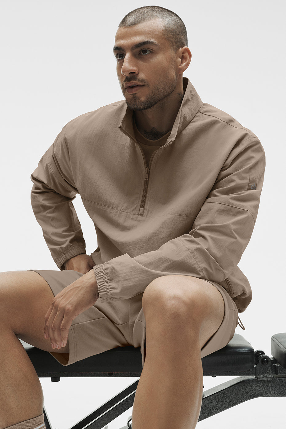 Alo Yoga Light Weight Takeaway Track Pullover - Gravel