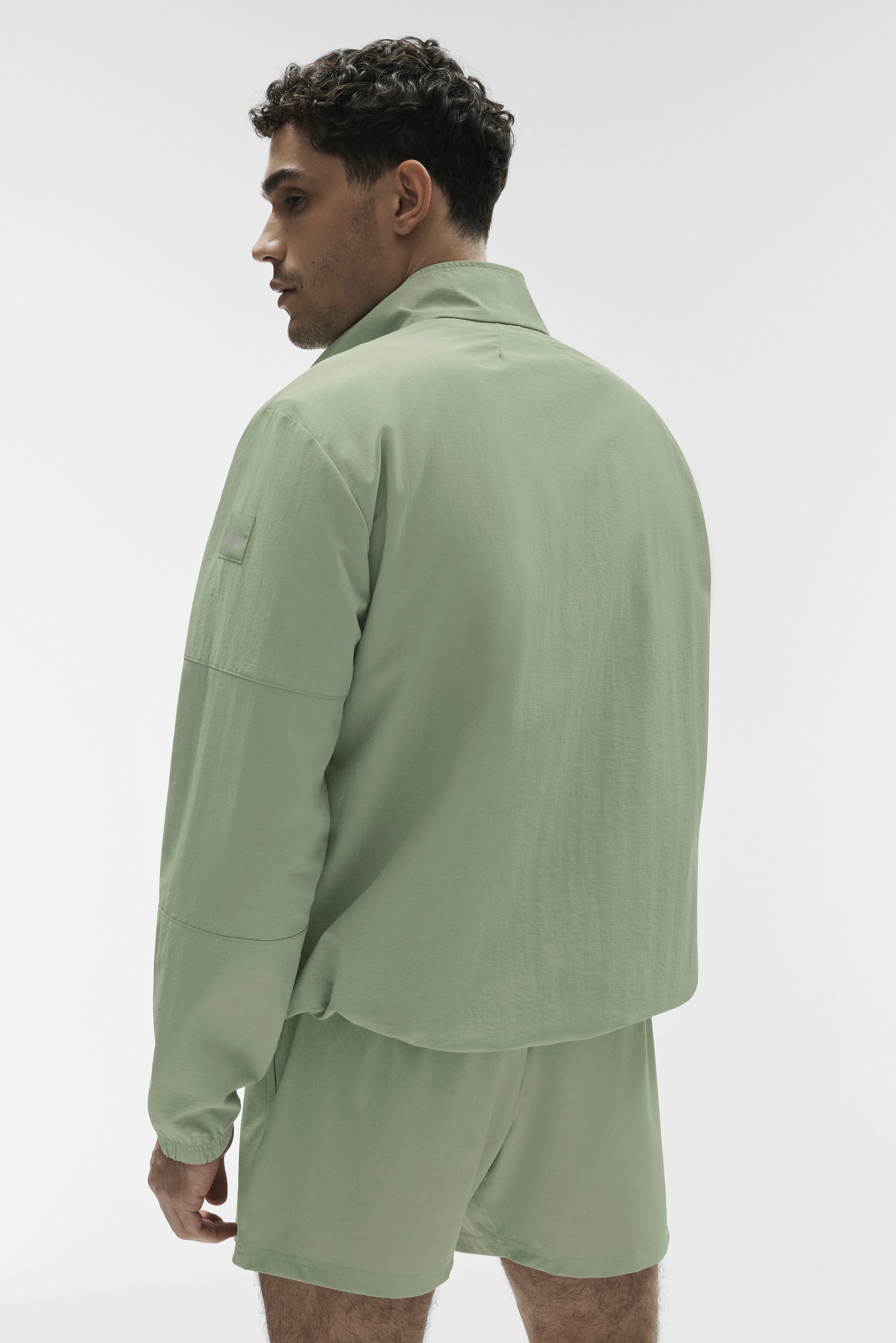 Alo Yoga Light Weight Takeaway Track Pullover - Dune Grass