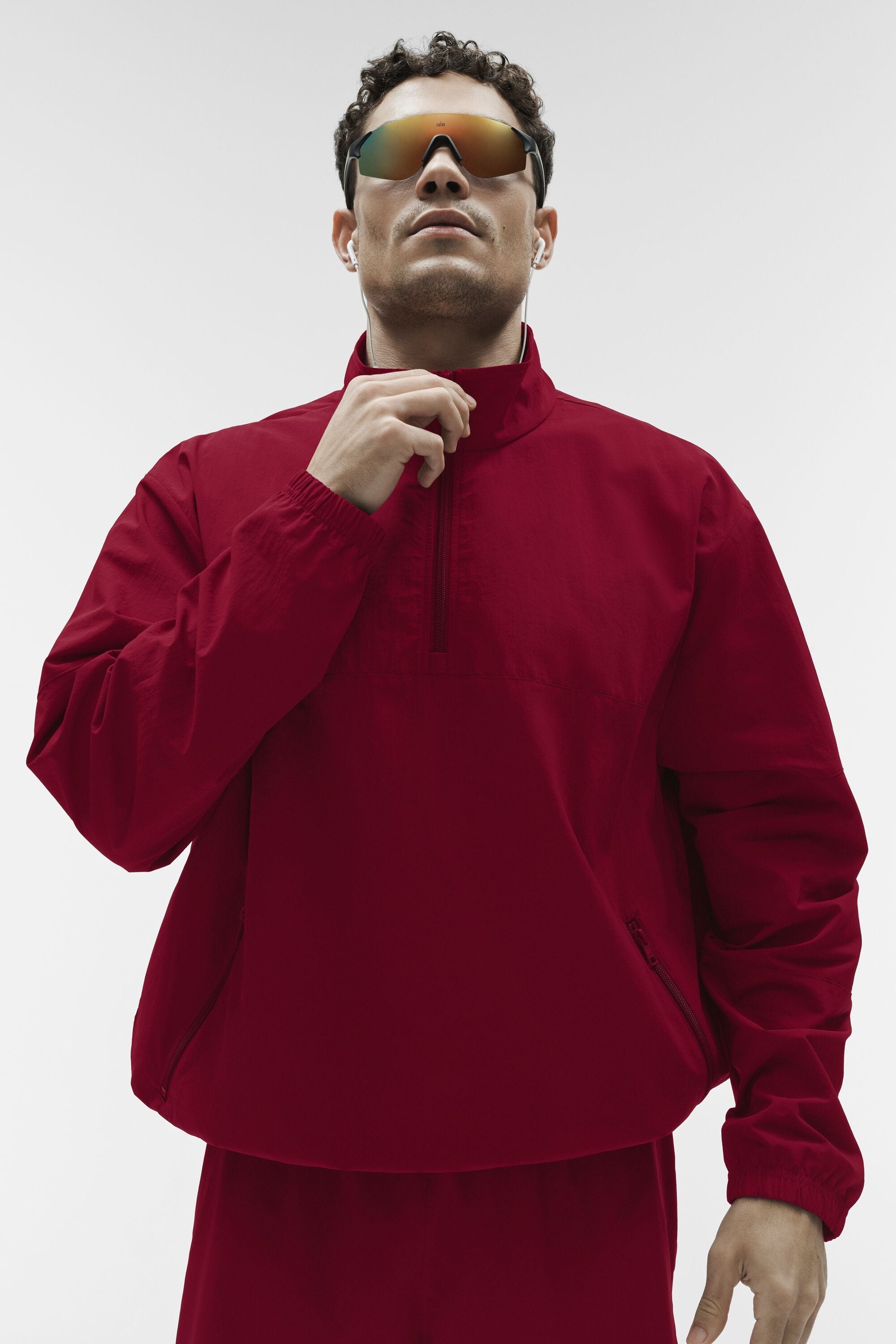 Alo Yoga Light Weight Takeaway Track Pullover - Garnet