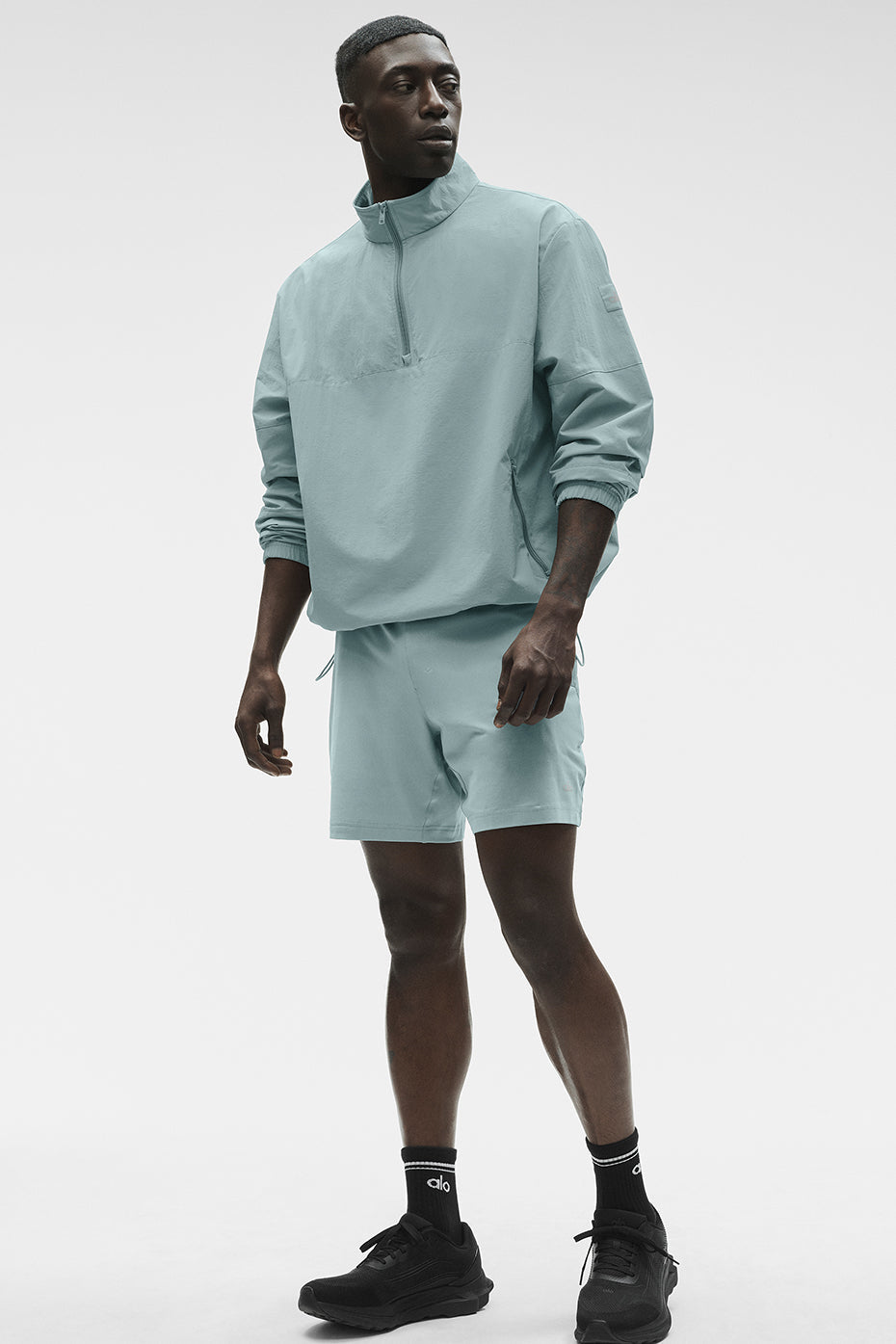 Alo Yoga Light Weight Takeaway Track Pullover - Desert Sage