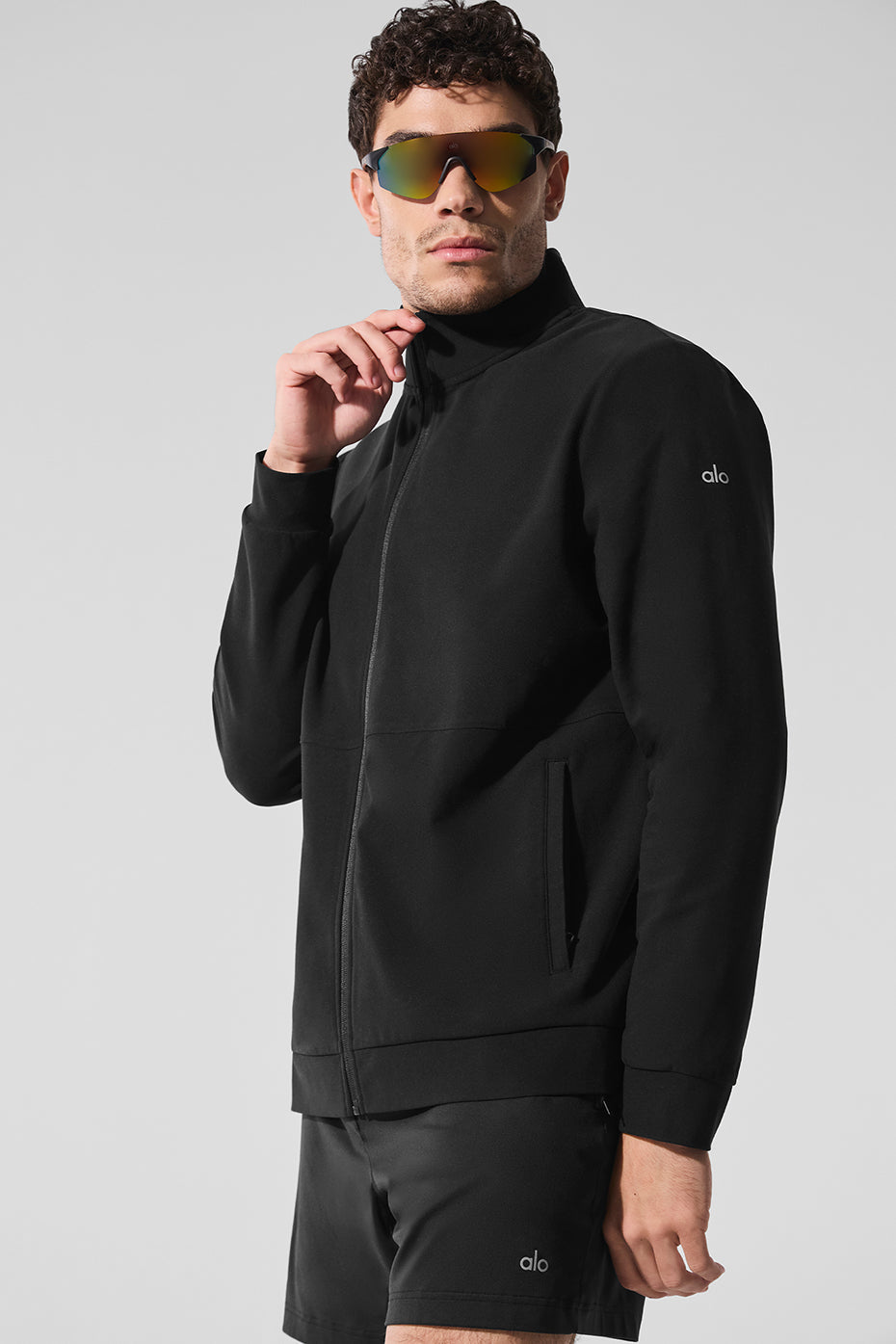 Alo Yoga Conquer Max Mock Neck Full Zip - Black