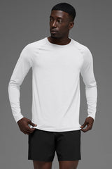 Alo Yoga Idol Crewneck Long Sleeve - White