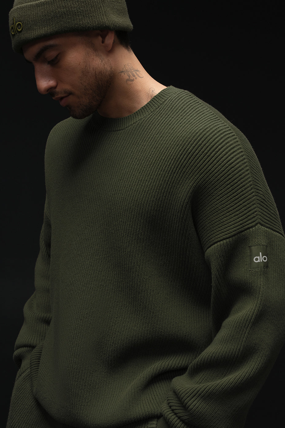 Alo Yoga Domain Rib Knit Crew Sweater - Green Olive