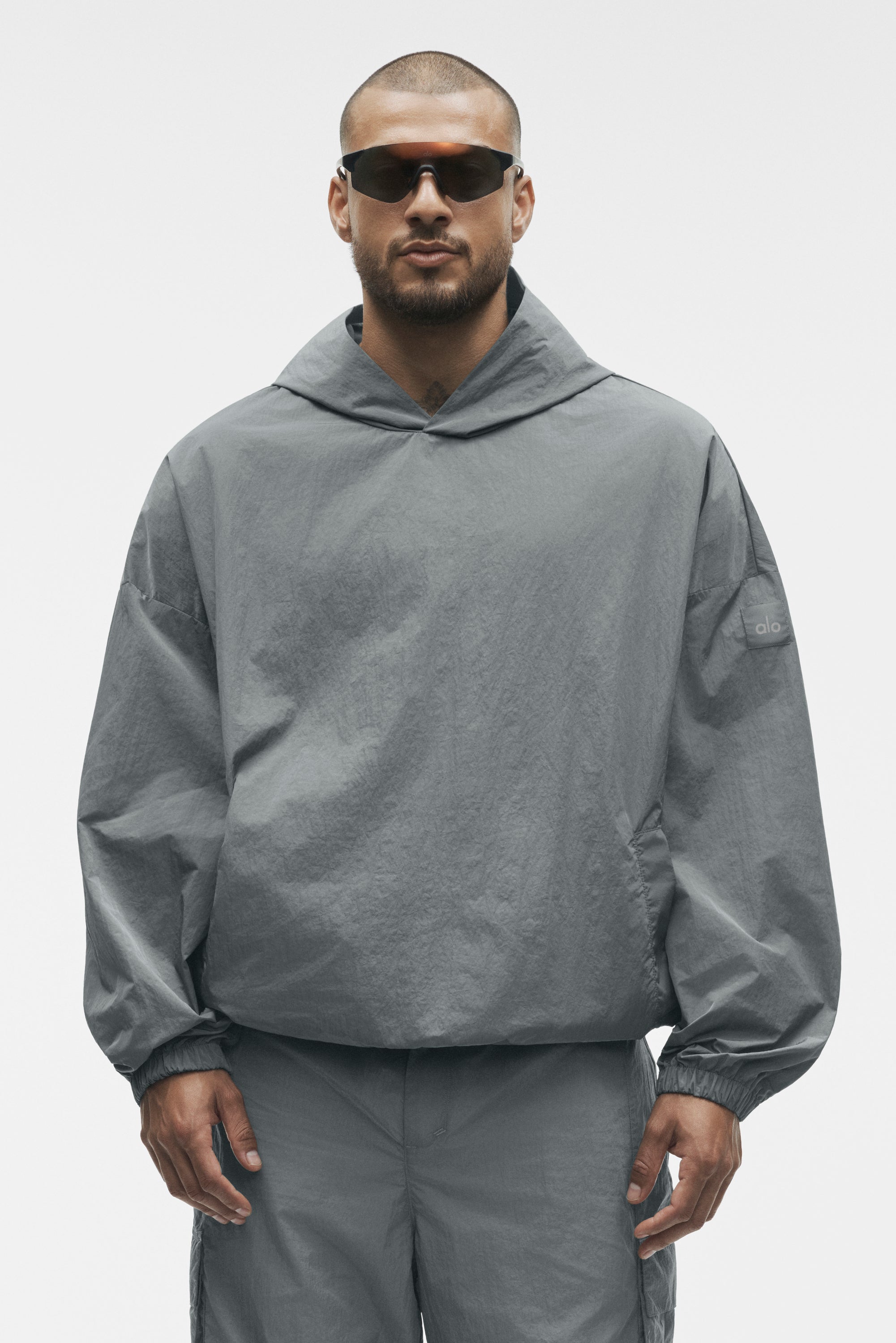 Alo Yoga Axis Hooded Pullover - Monument