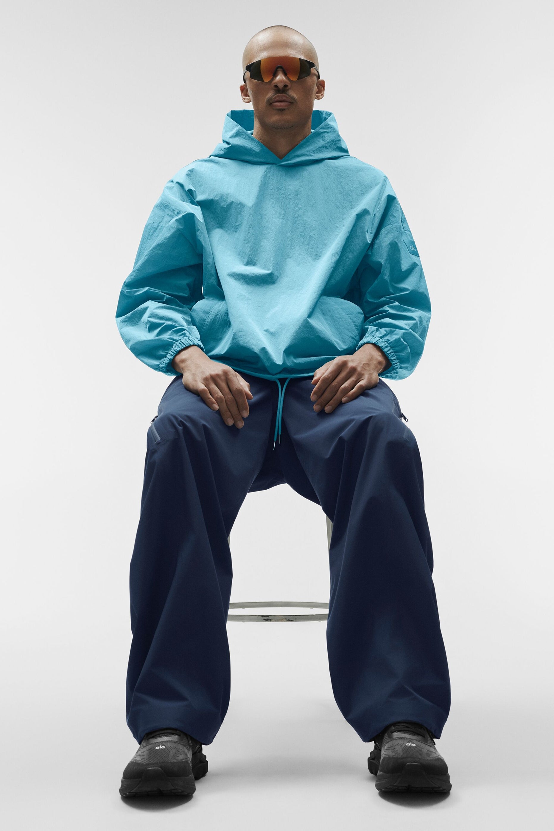 Alo Yoga Axis Hooded Pullover - Blue Breeze