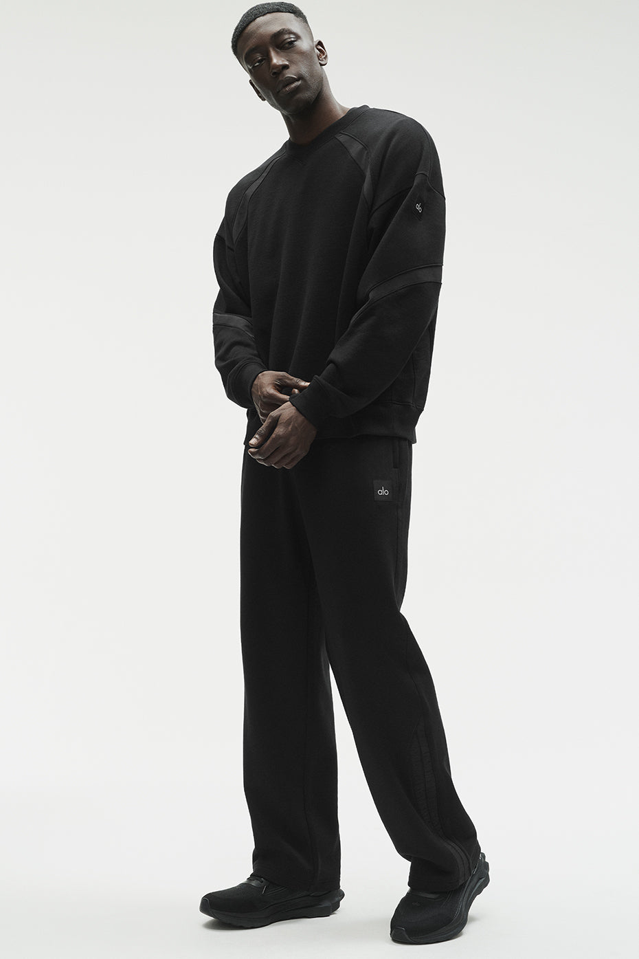 Alo Yoga Field Crew Neck Sweatshirt - Black