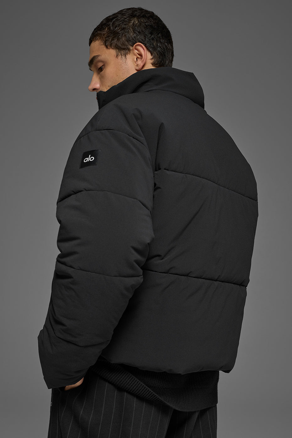 Alo Yoga Stretch Woven Street Puffer - Black