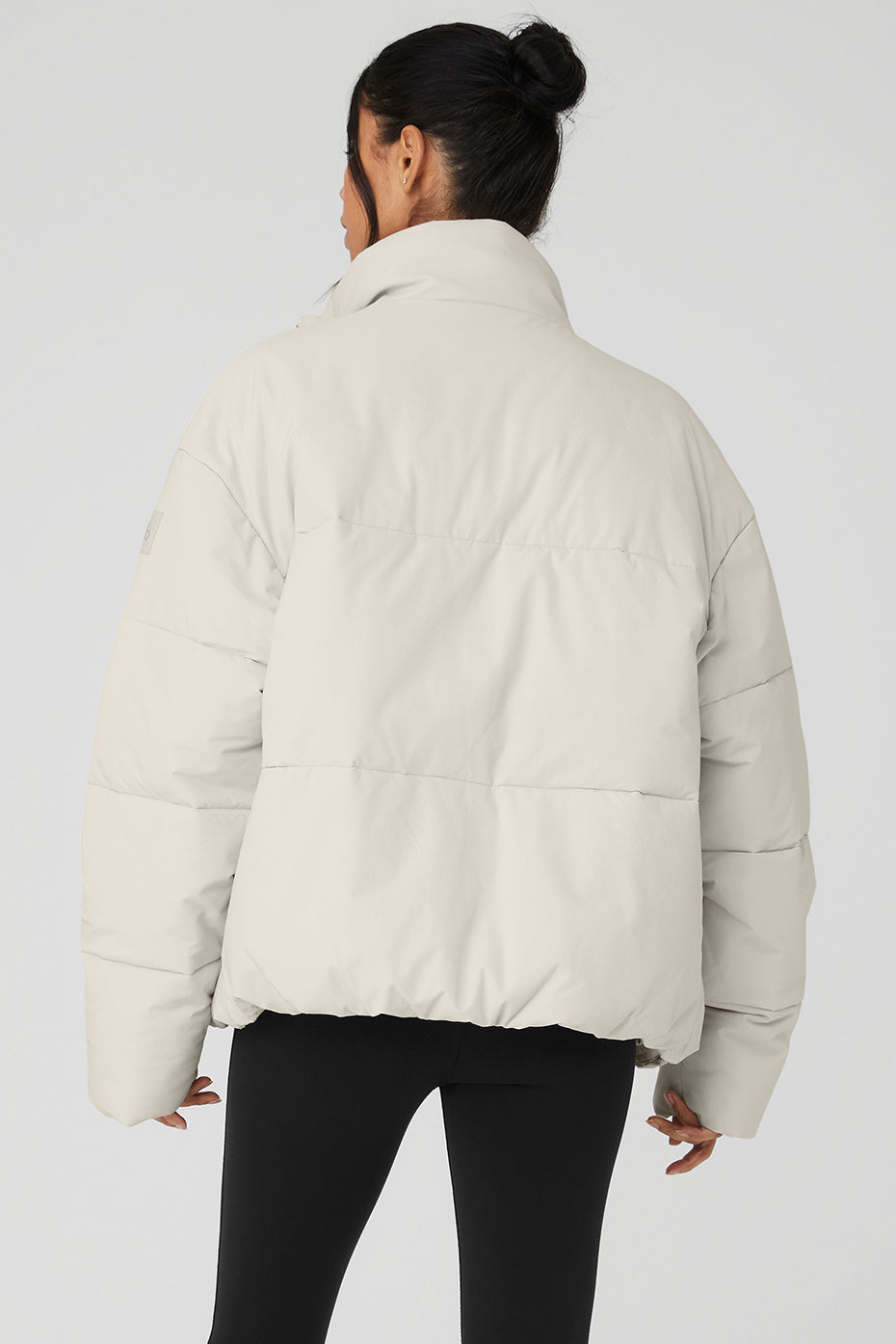 Alo Yoga Stretch Woven Street Puffer - Bone