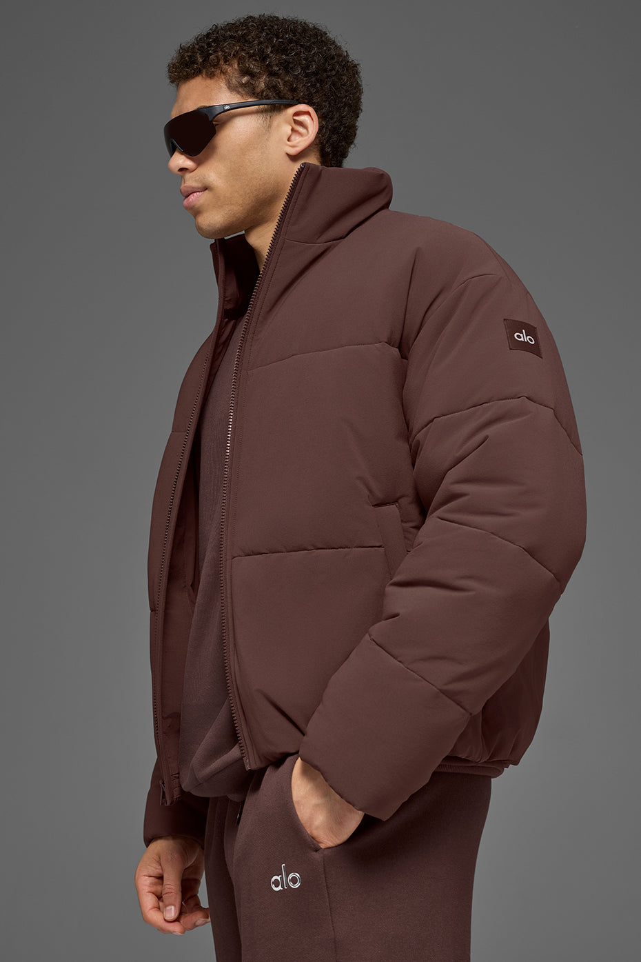 Alo Yoga Stretch Woven Street Puffer - Brownstone
