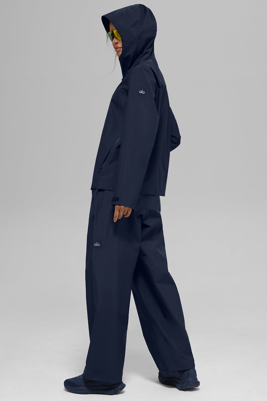 Alo Yoga Alpha Shell Jacket - Navy