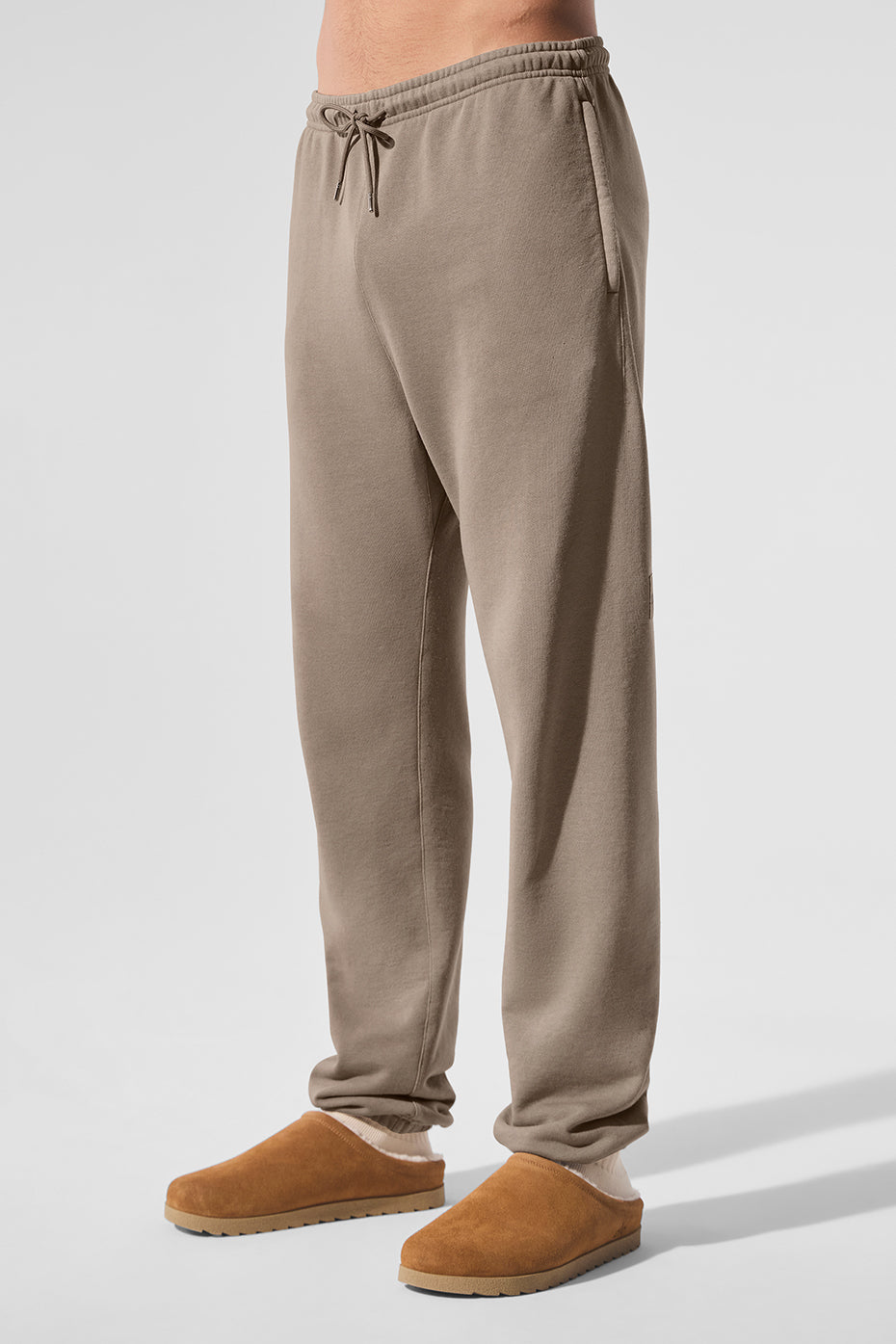 Alo Yoga Chill Vintage Wash Sweatpant - Gravel Wash