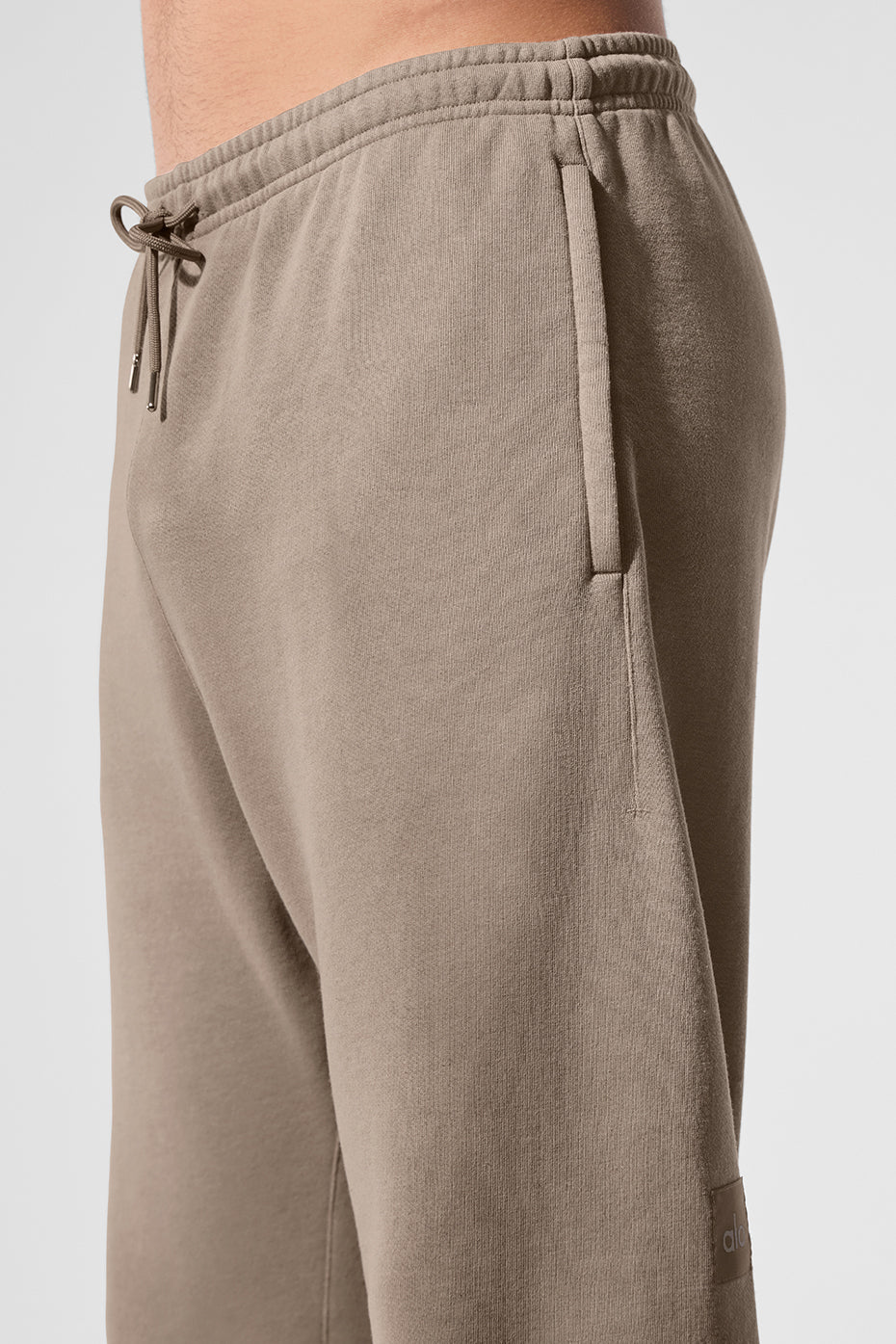 Alo Yoga Chill Vintage Wash Sweatpant - Gravel Wash