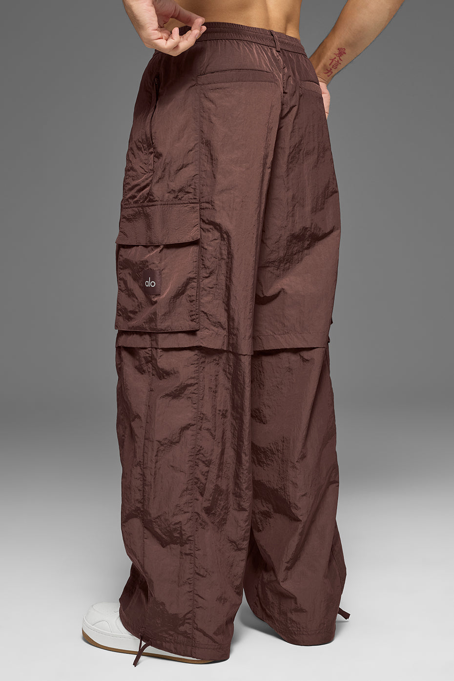 Alo Yoga Axis Cargo Trouser - Brownstone