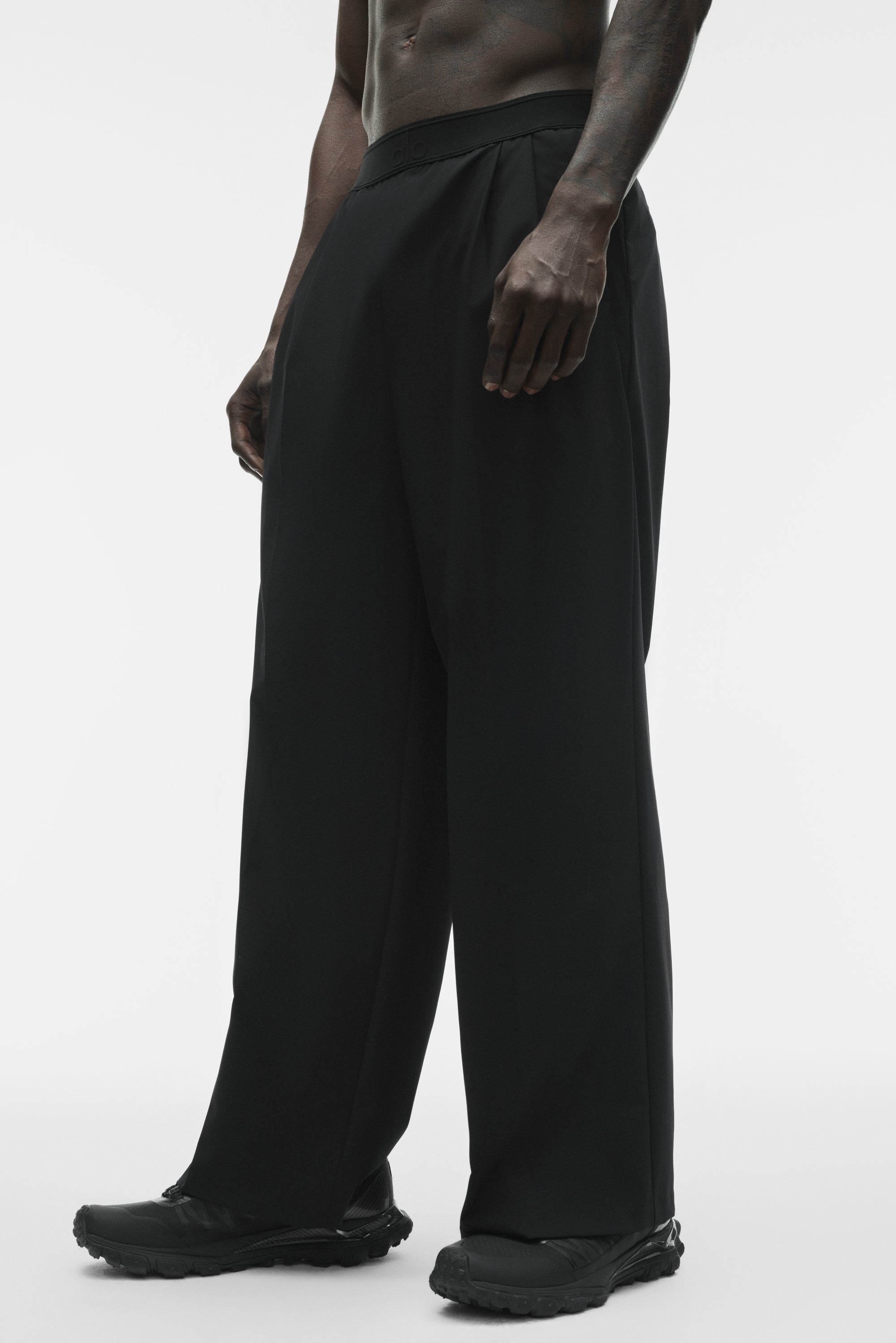 Alo Yoga Suited Trouser - Black