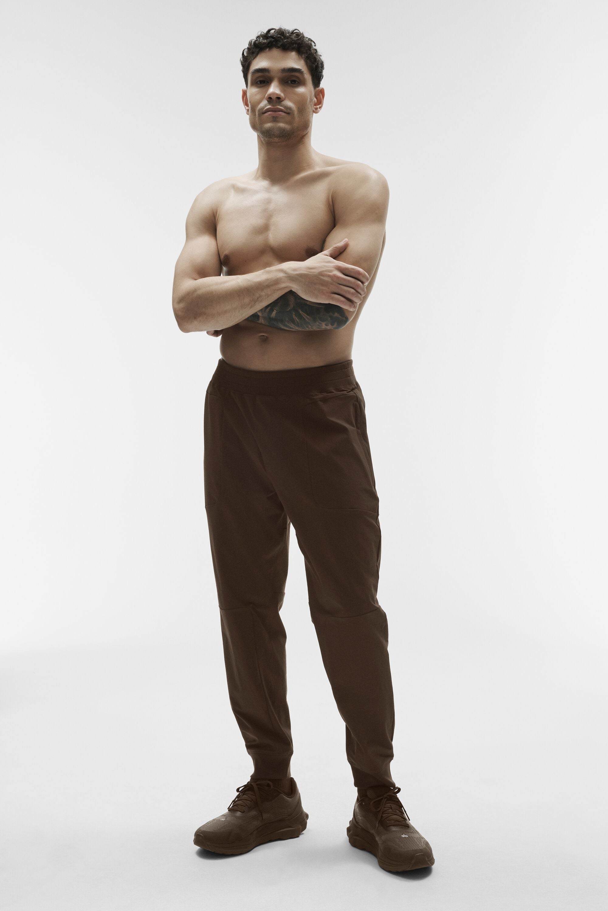 Alo Yoga Co-Op Pant (Regular) - Espresso