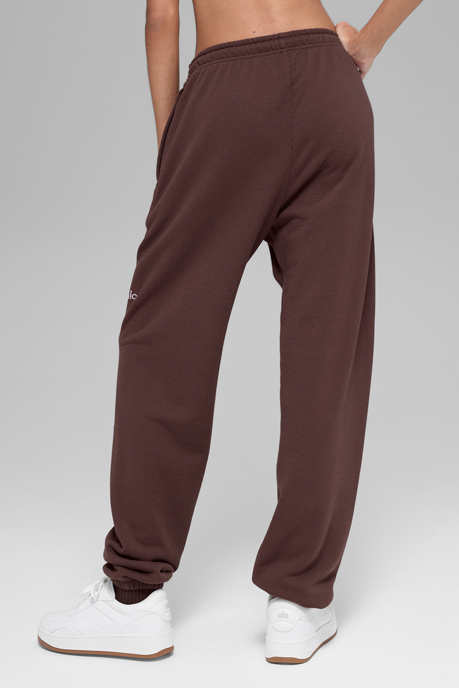 Alo Yoga Chill Sweatpant - Brownstone