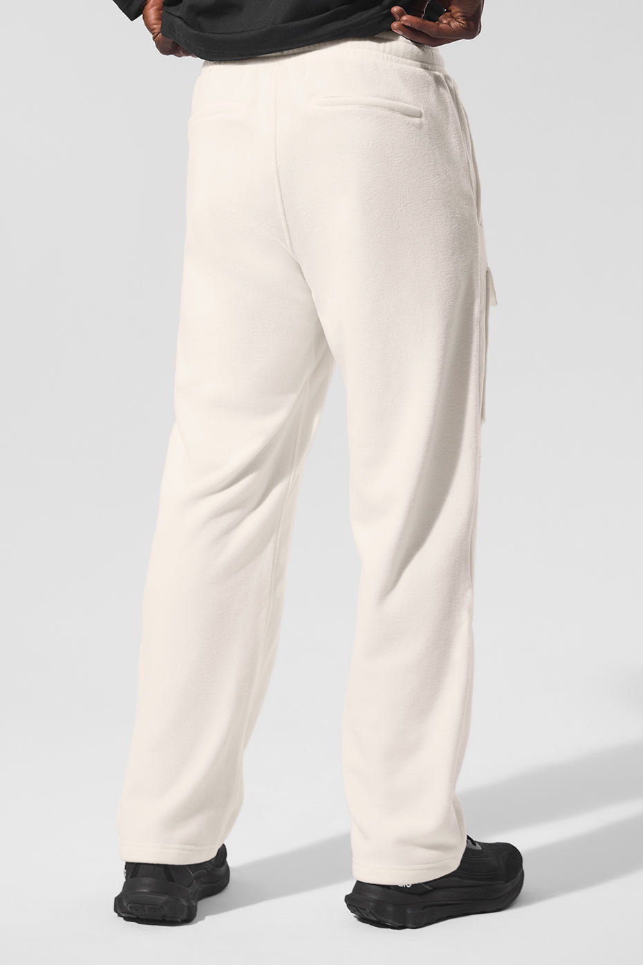 Alo Yoga Polar Fleece Ridge Cargo Pants - Ivory