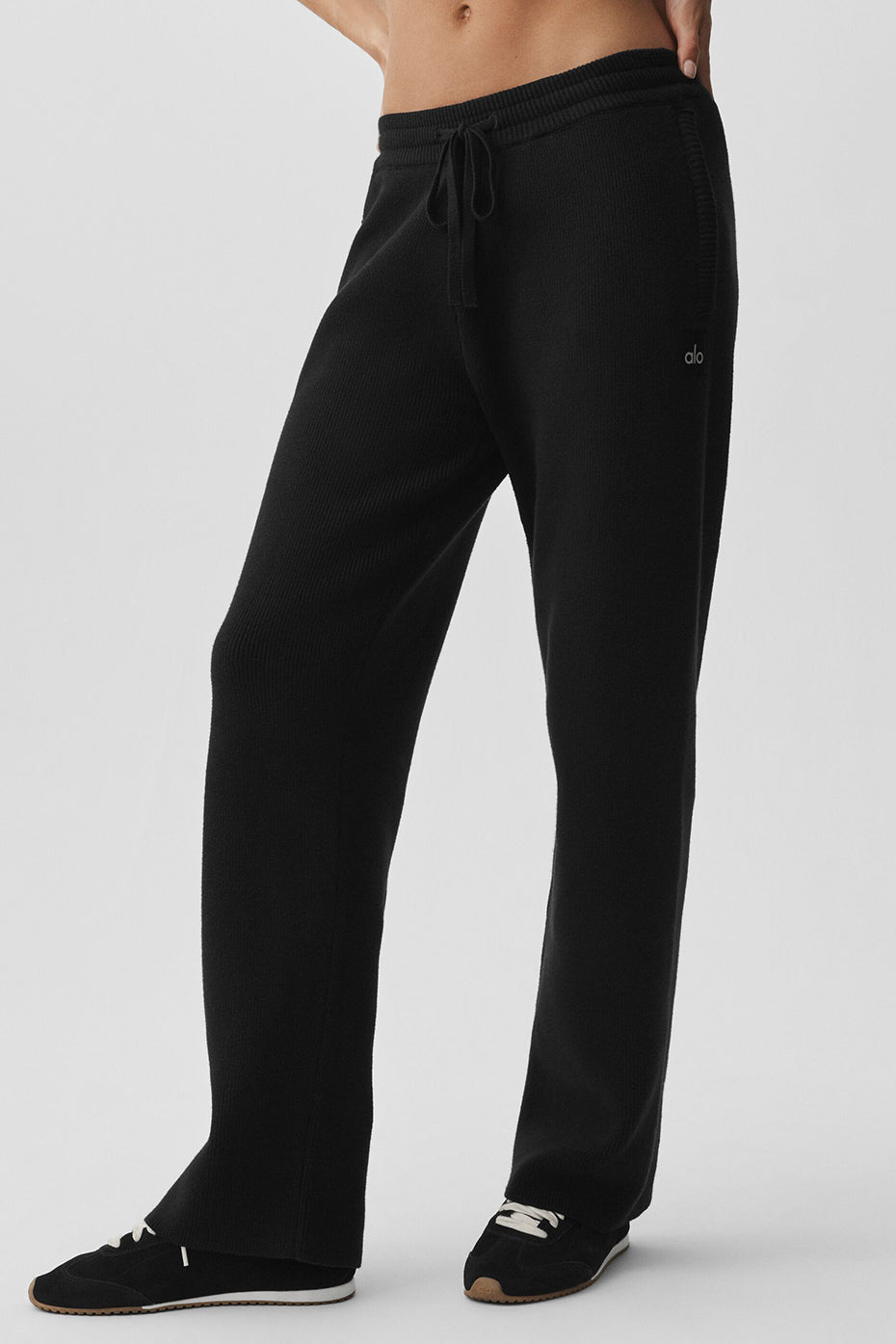 Alo Yoga Scholar Straight Leg Sweatpant - Black