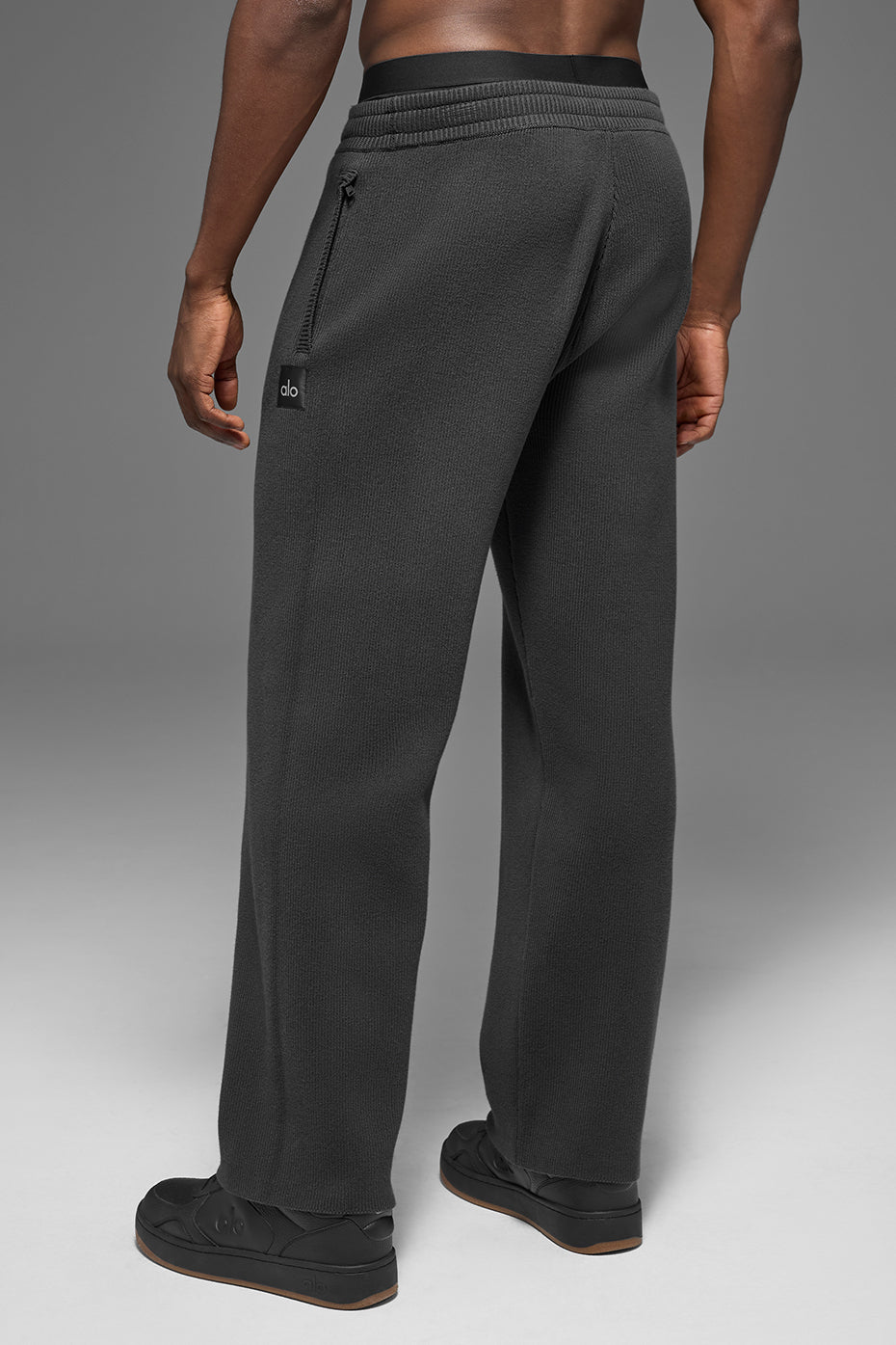 Alo Yoga Scholar Straight Leg Sweatpant - Anthracite