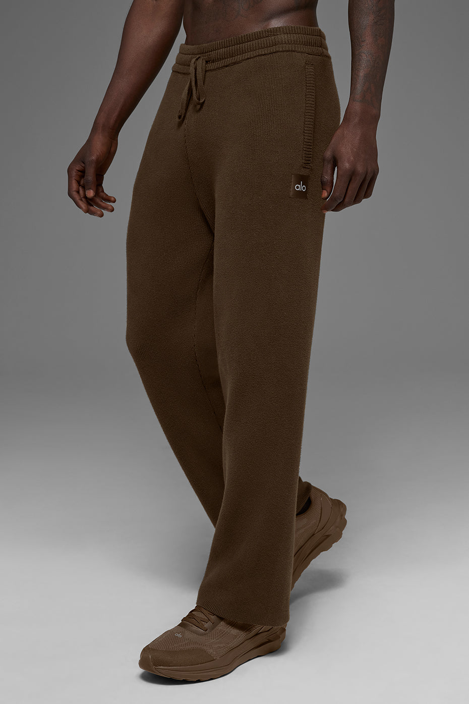 Alo Yoga Scholar Straight Leg Sweatpant - Espresso