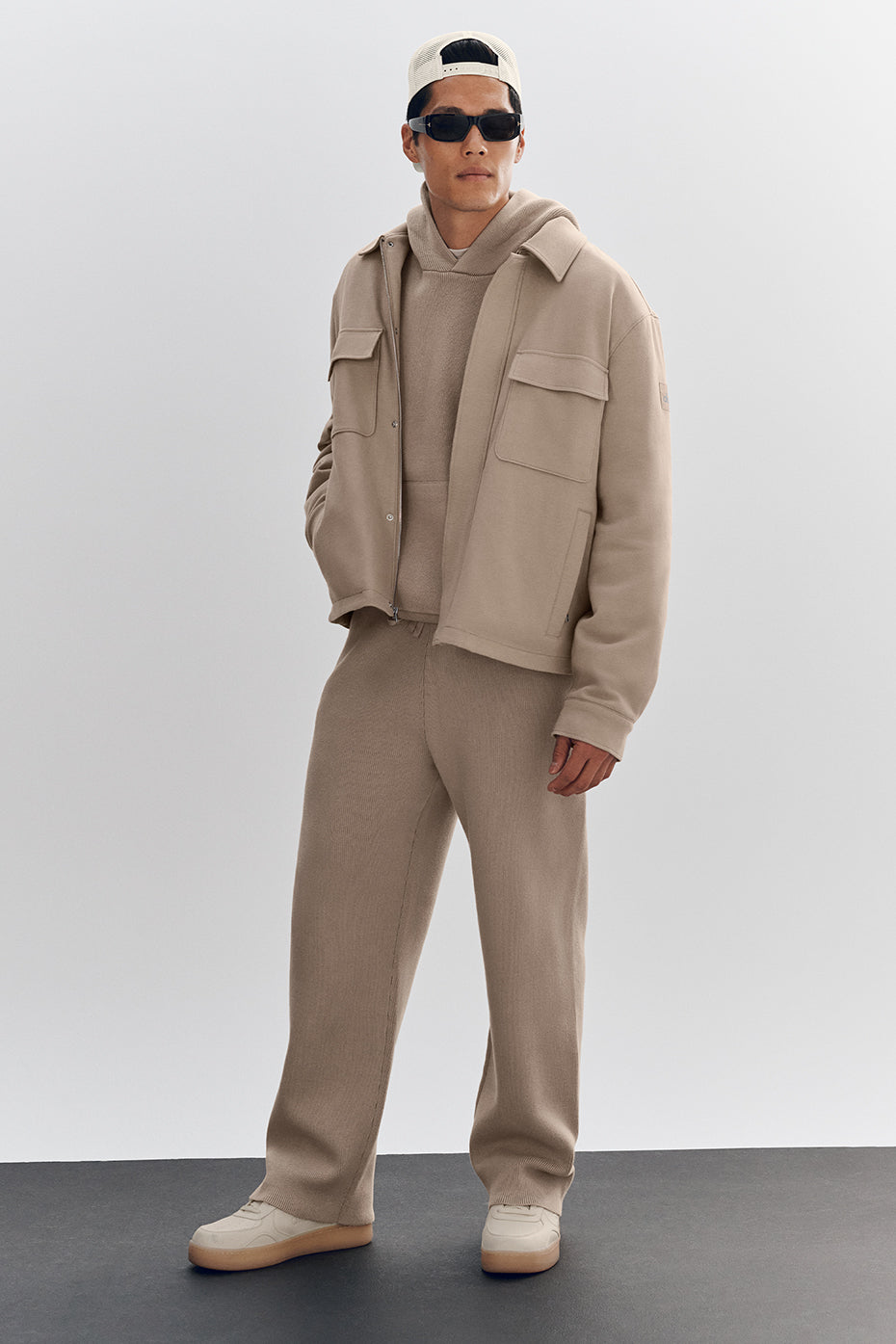 Alo Yoga Scholar Straight Leg Sweatpant - Gravel
