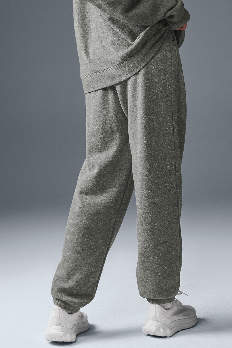 Alo Yoga Triumph Restore Sweatpant - Grey Triblend