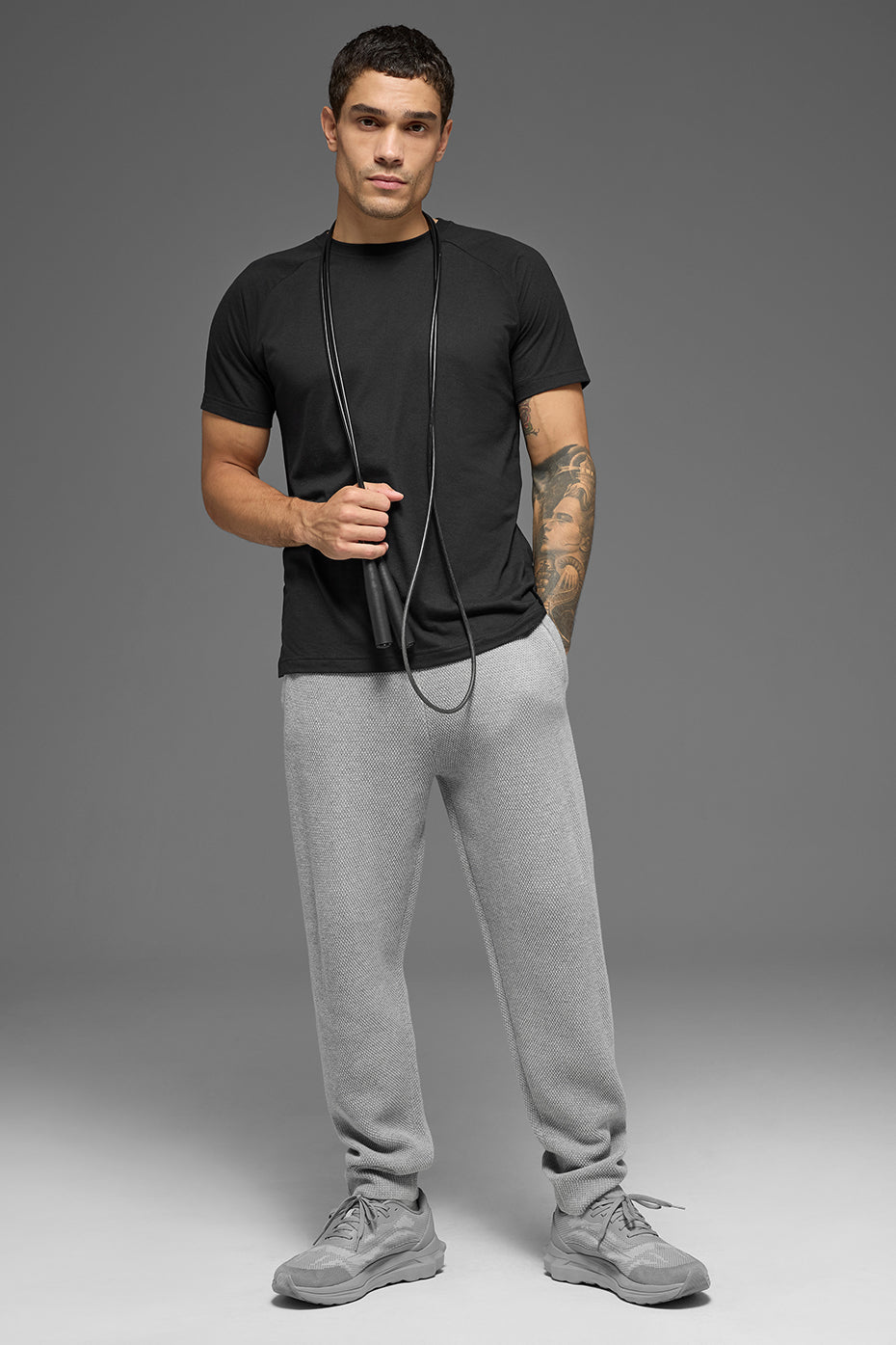 Alo Yoga Sports Club Jogger - Athletic Heather Grey