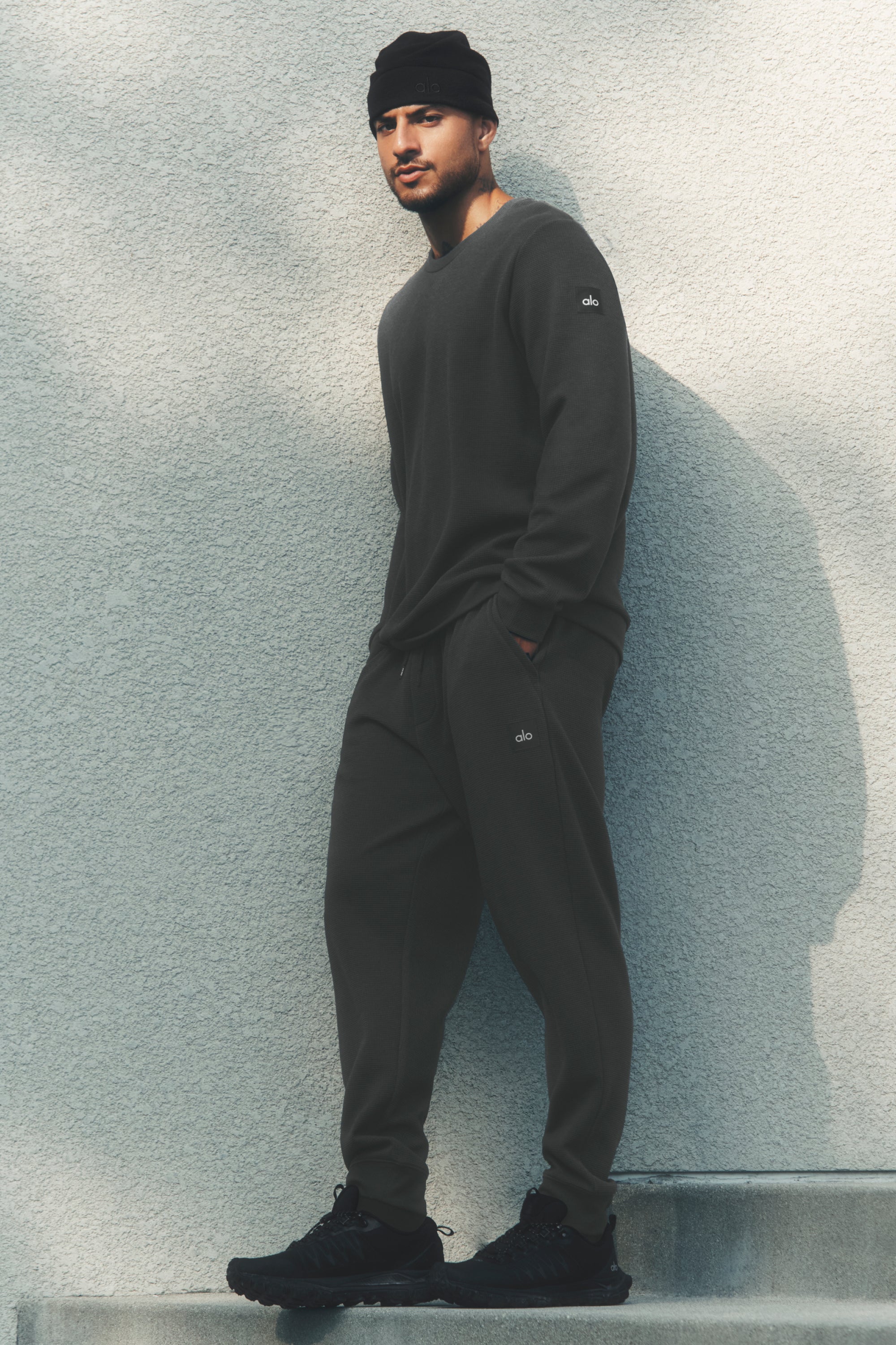 Alo Yoga Waffle Lounge Jogger - Anthracite
