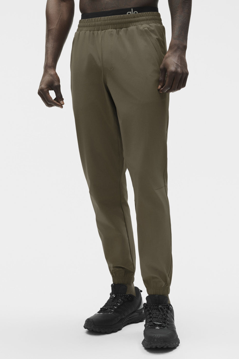 Alo Yoga Repetition Jogger - Olive Tree