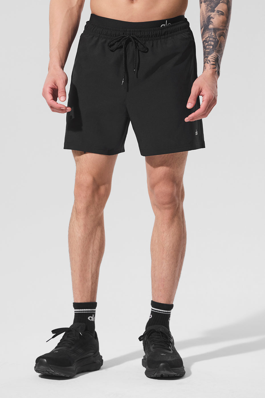 Alo Yoga 7" Circuit Short - Black