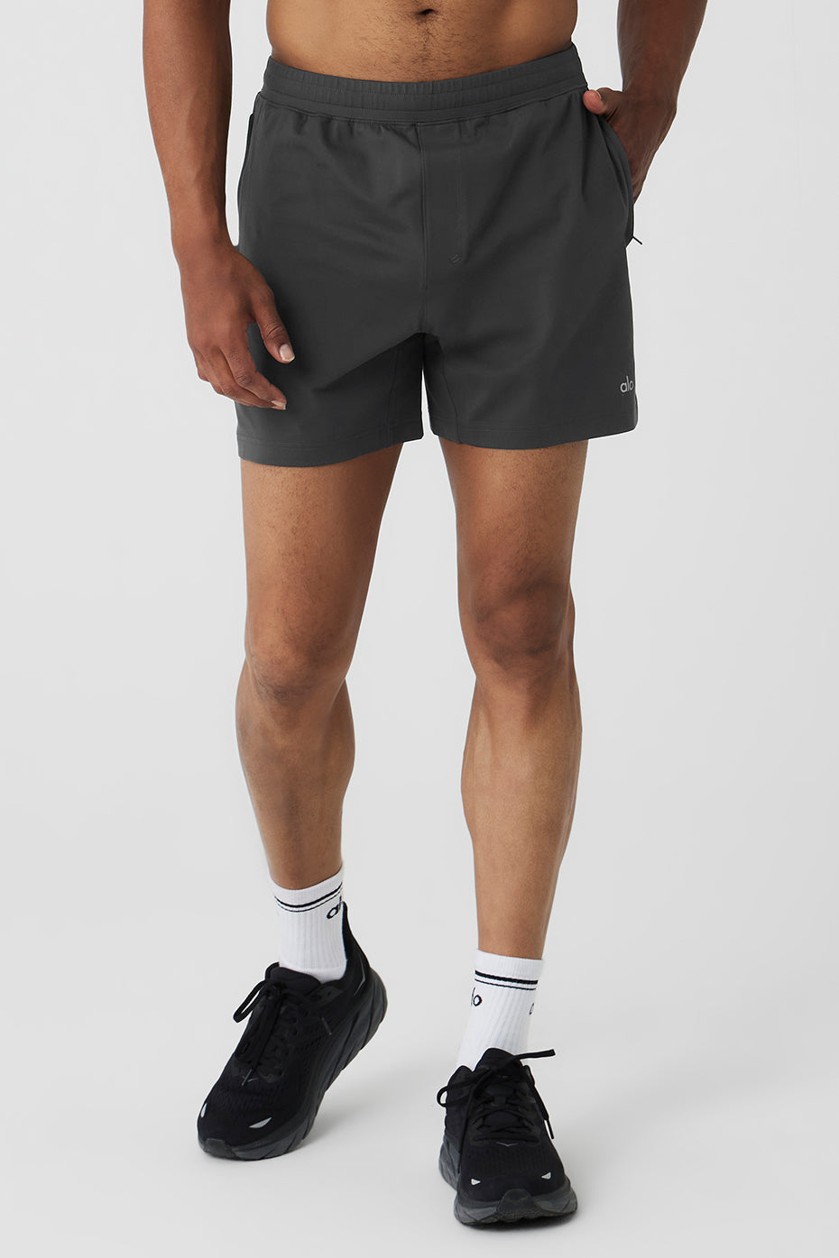 Alo Yoga 7" Conquer React Performance Short - Anthracite
