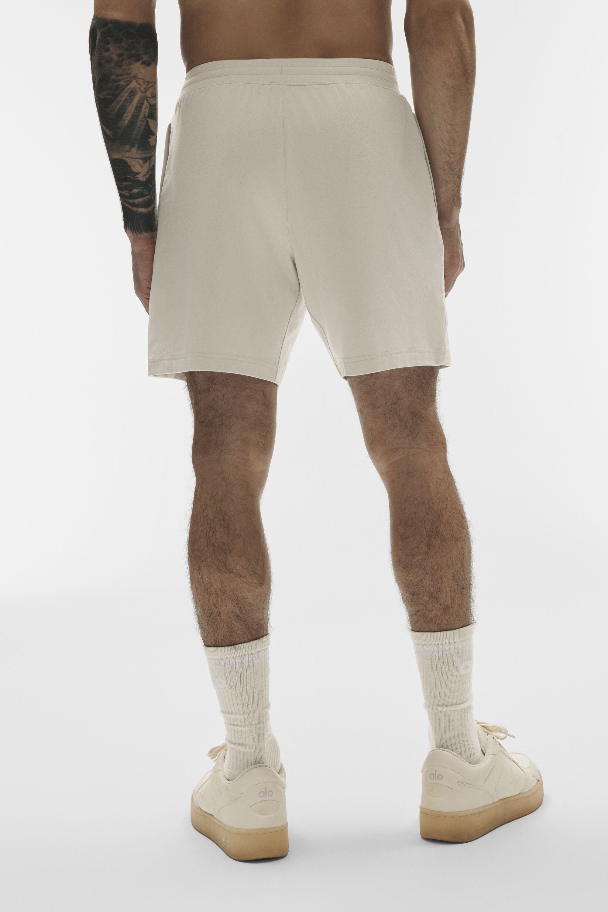 Alo Yoga 7" Conquer React Performance Short - Bone