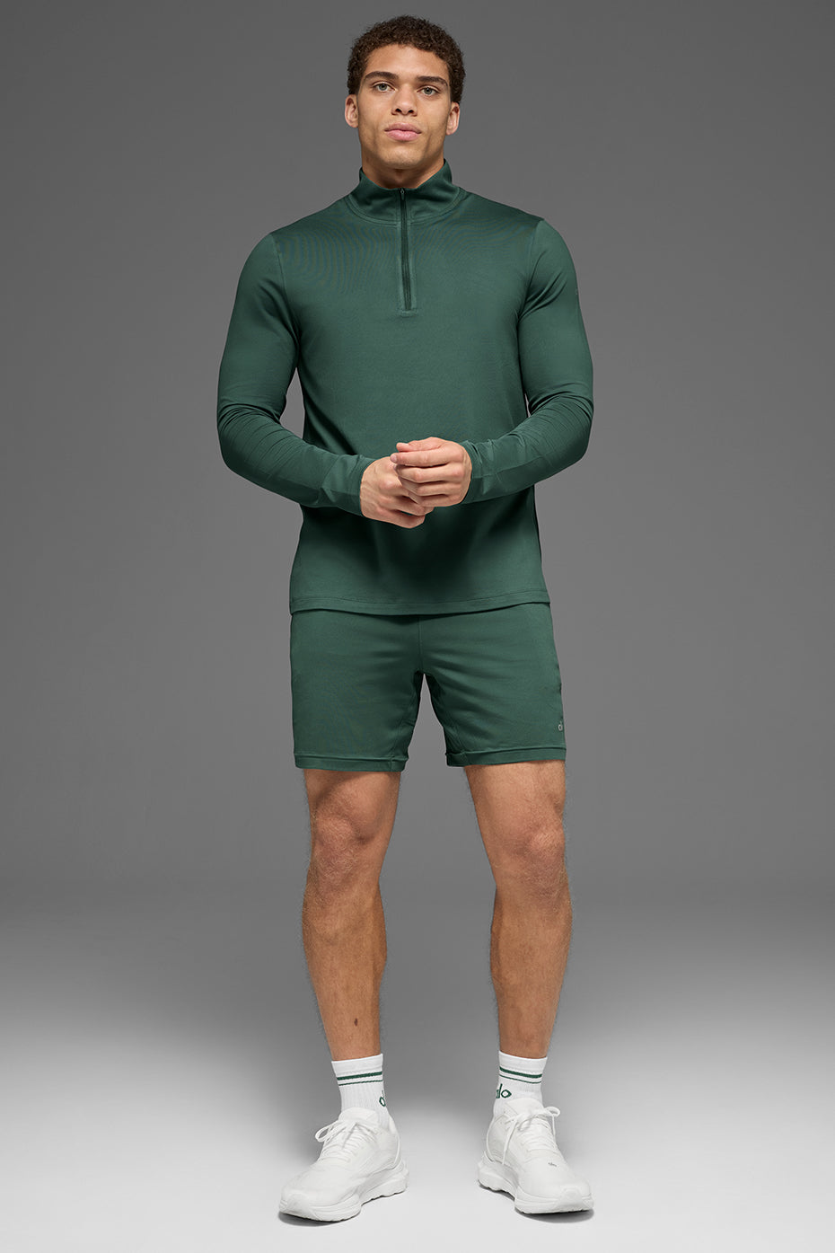 Alo Yoga 7" Conquer React Performance Short - Clover Green