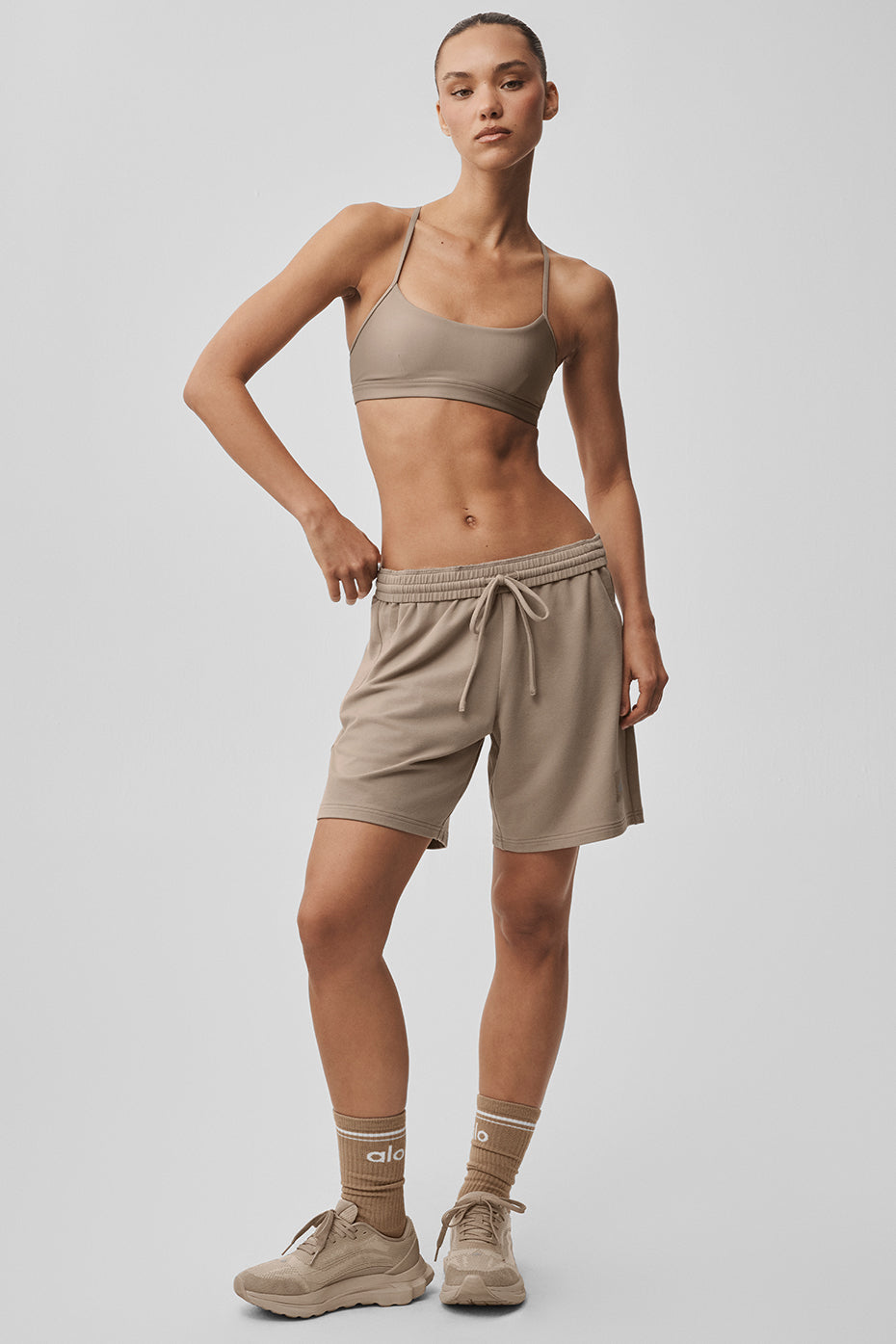 Alo Yoga 7" Double Take Short - Gravel