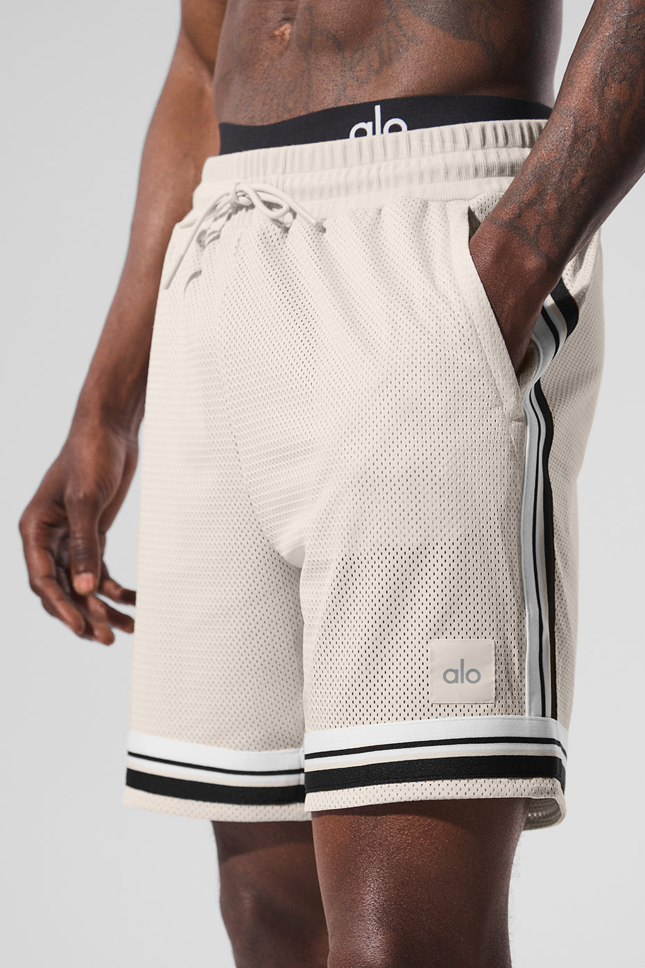 Alo Yoga 7" Key Mesh Basketball Short - Bone
